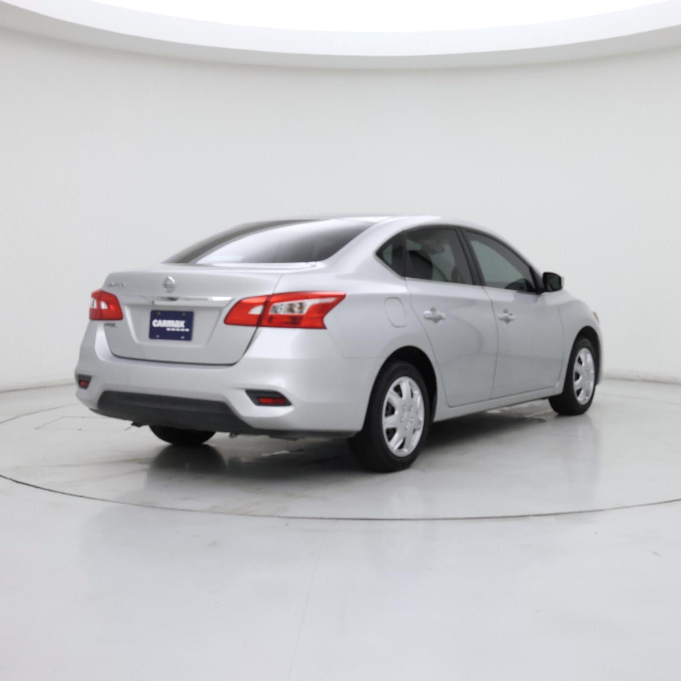 Thumbnail: 2017 Nissan Sentra - 8