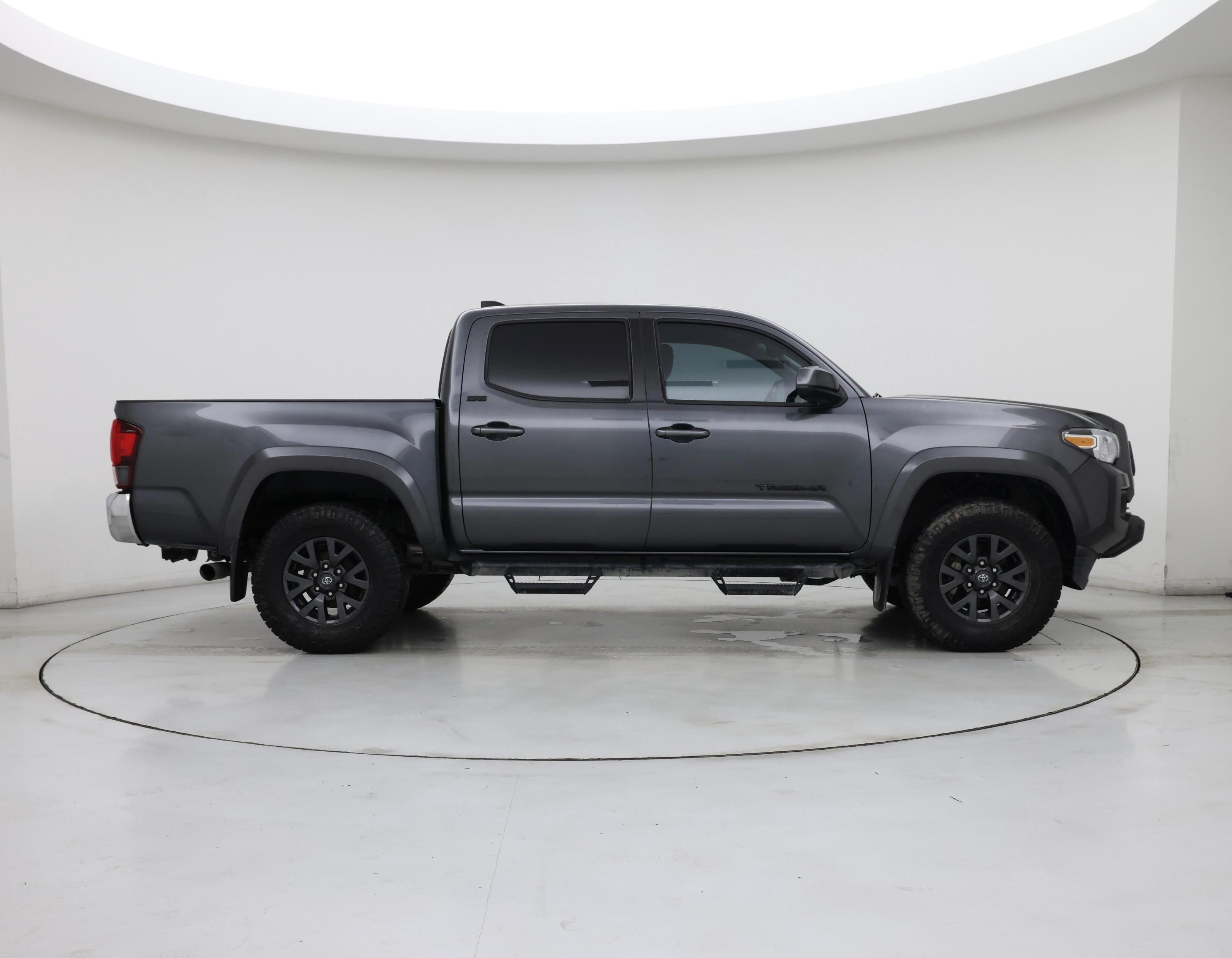 Thumbnail: 2023 Toyota Tacoma - 7