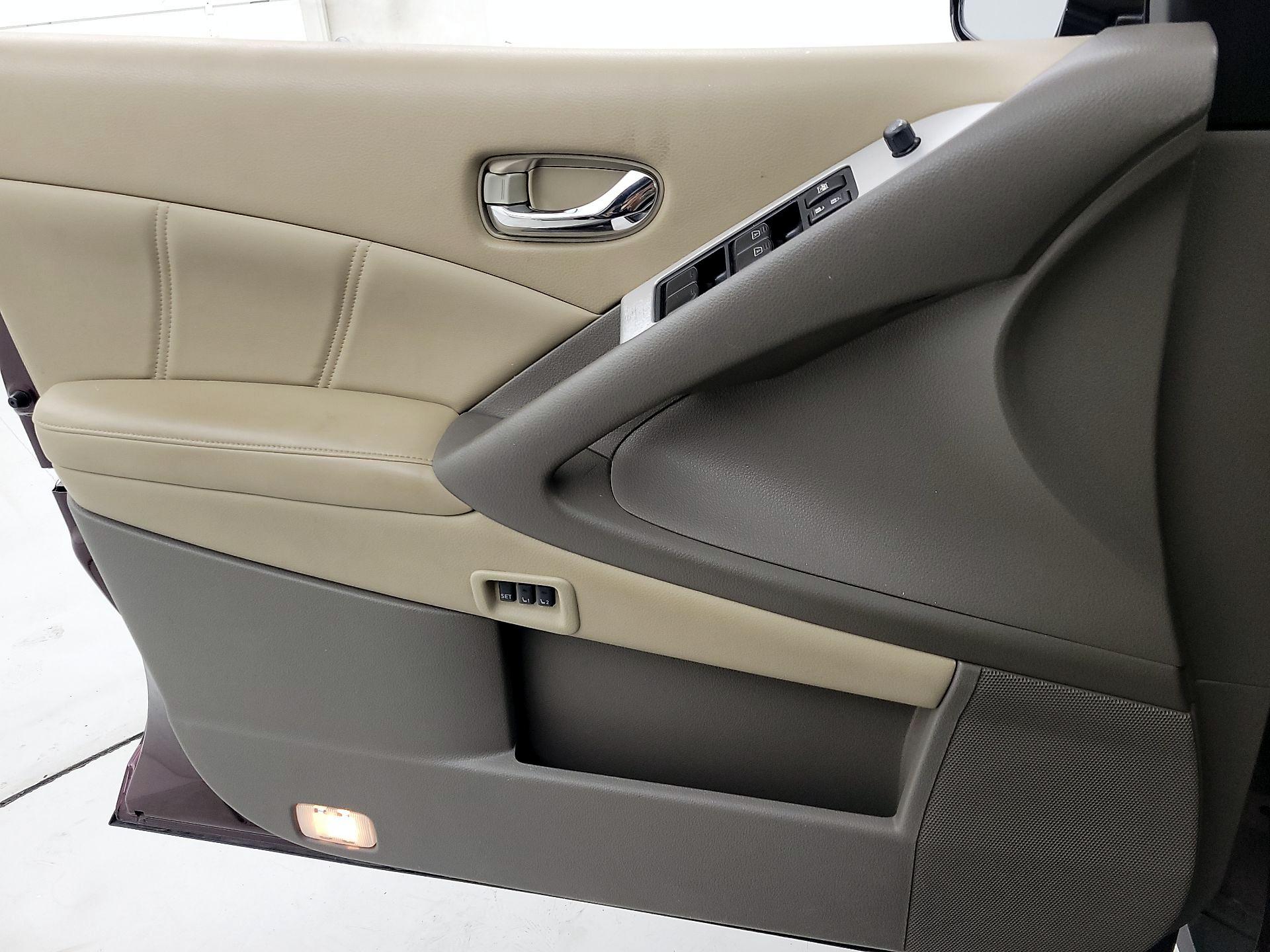 Thumbnail: 2014 Nissan Murano - 12