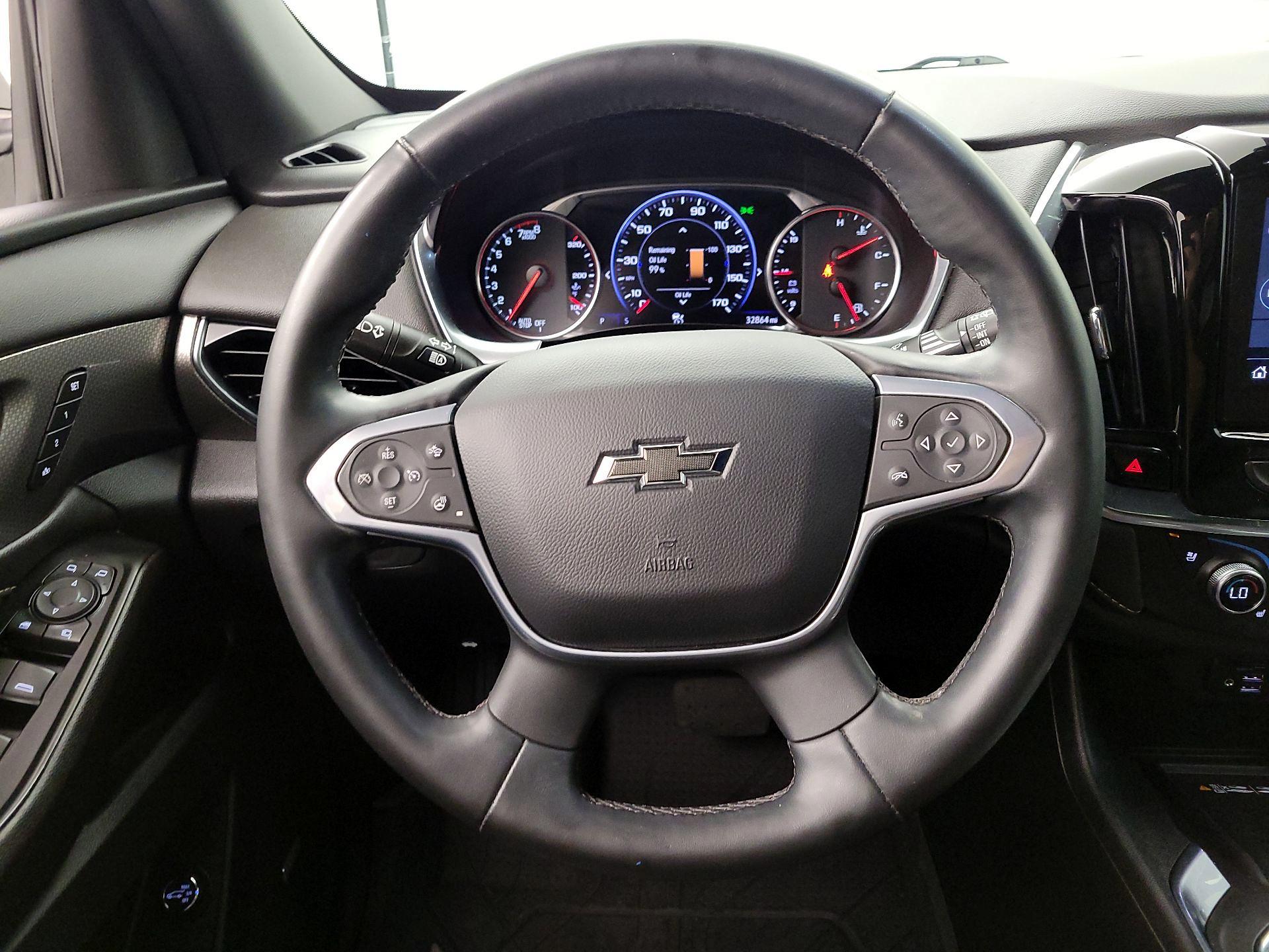 Thumbnail: 2023 Chevrolet Traverse - 10