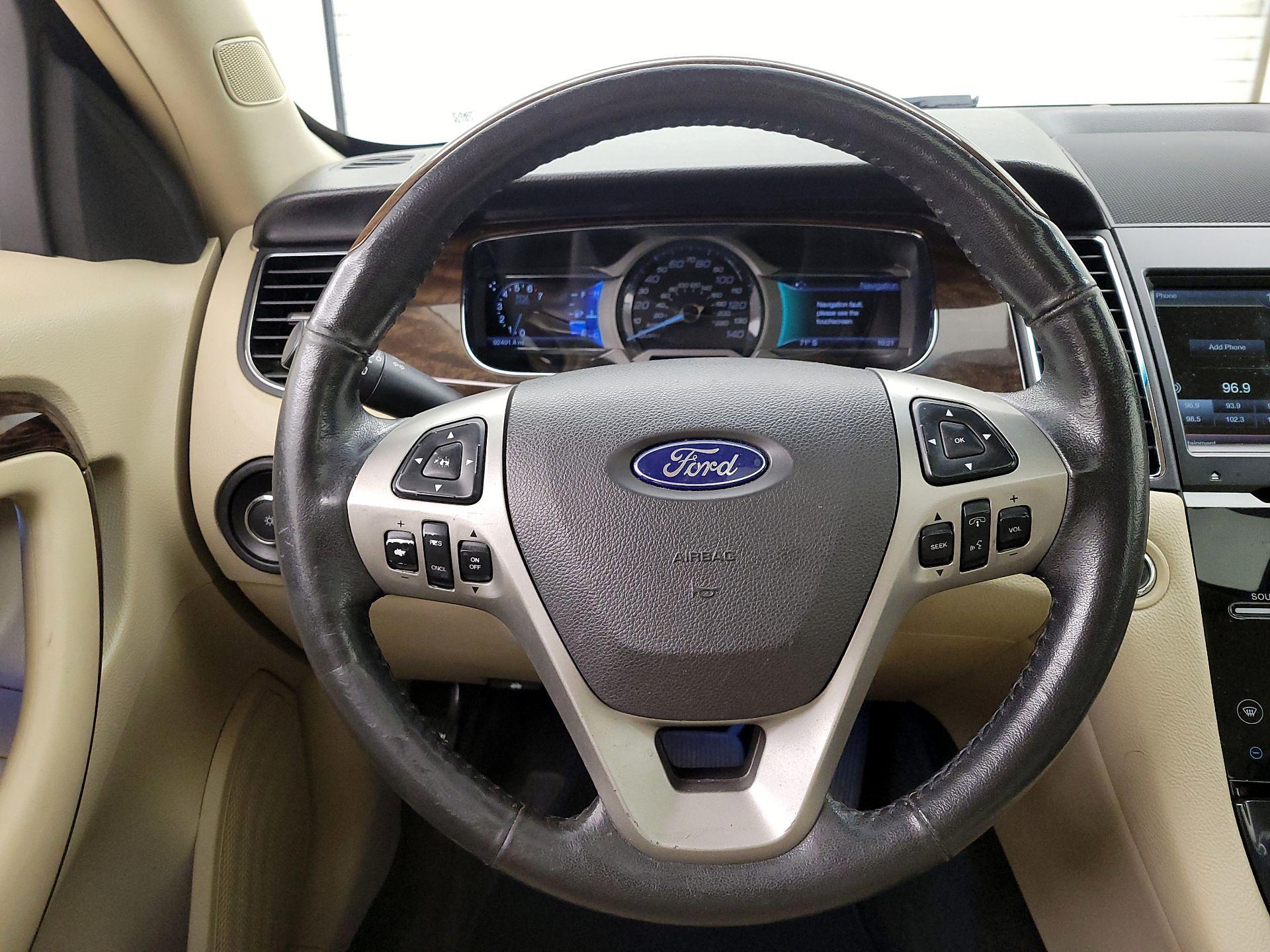 Thumbnail: 2015 Ford Taurus - 10