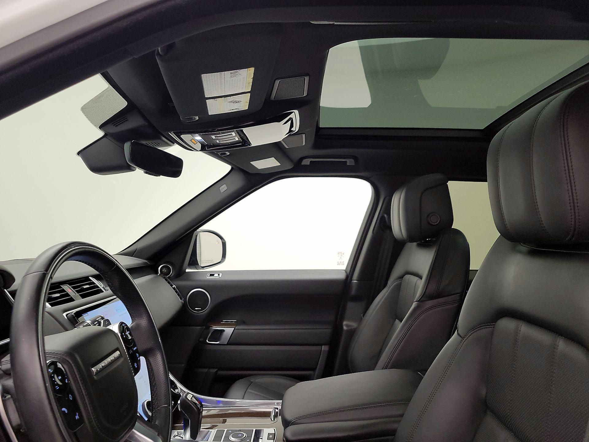 Thumbnail: 2022 Land Rover Range Rover Sport - 20