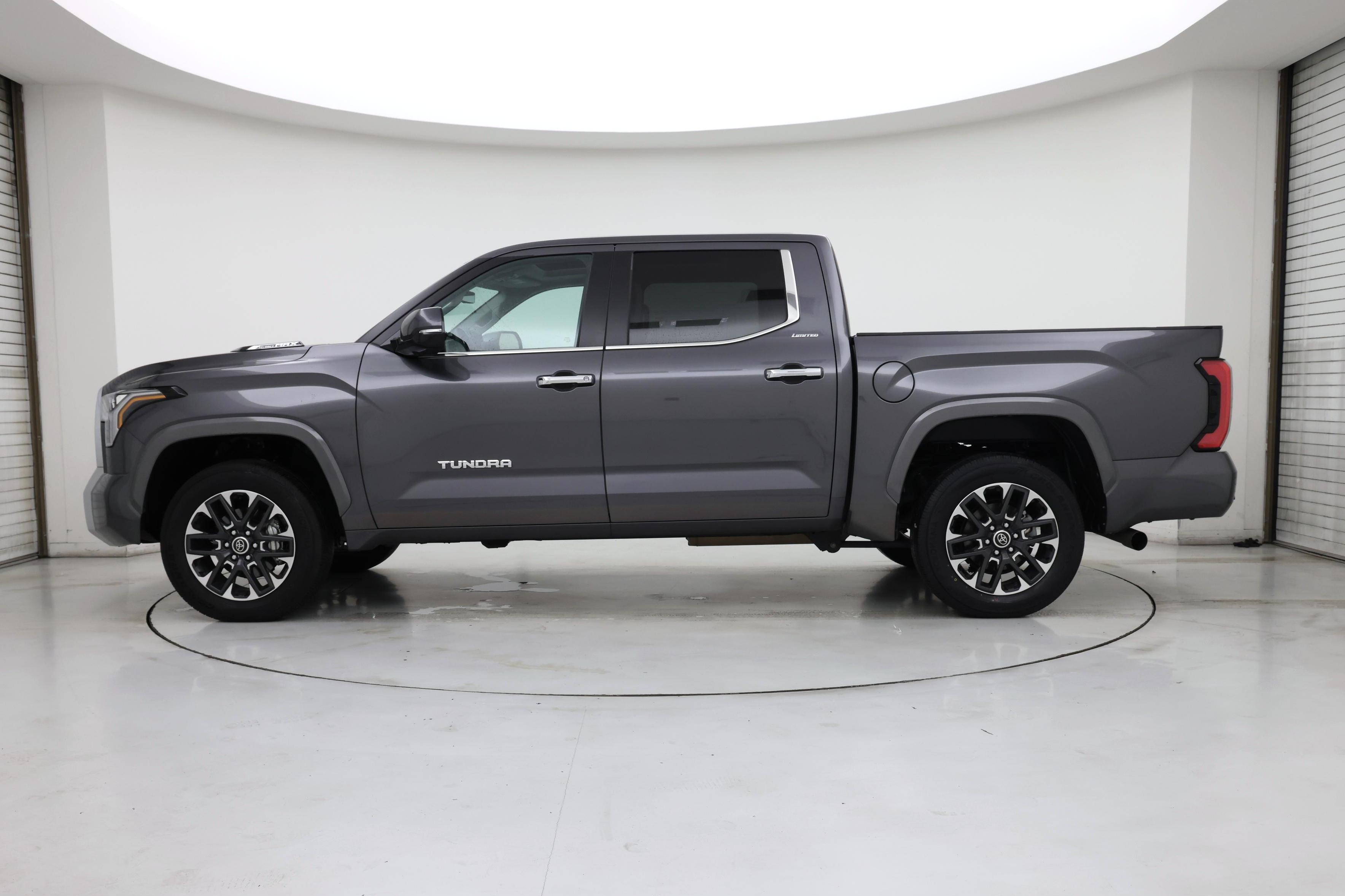 Thumbnail: 2024 Toyota Tundra - 3
