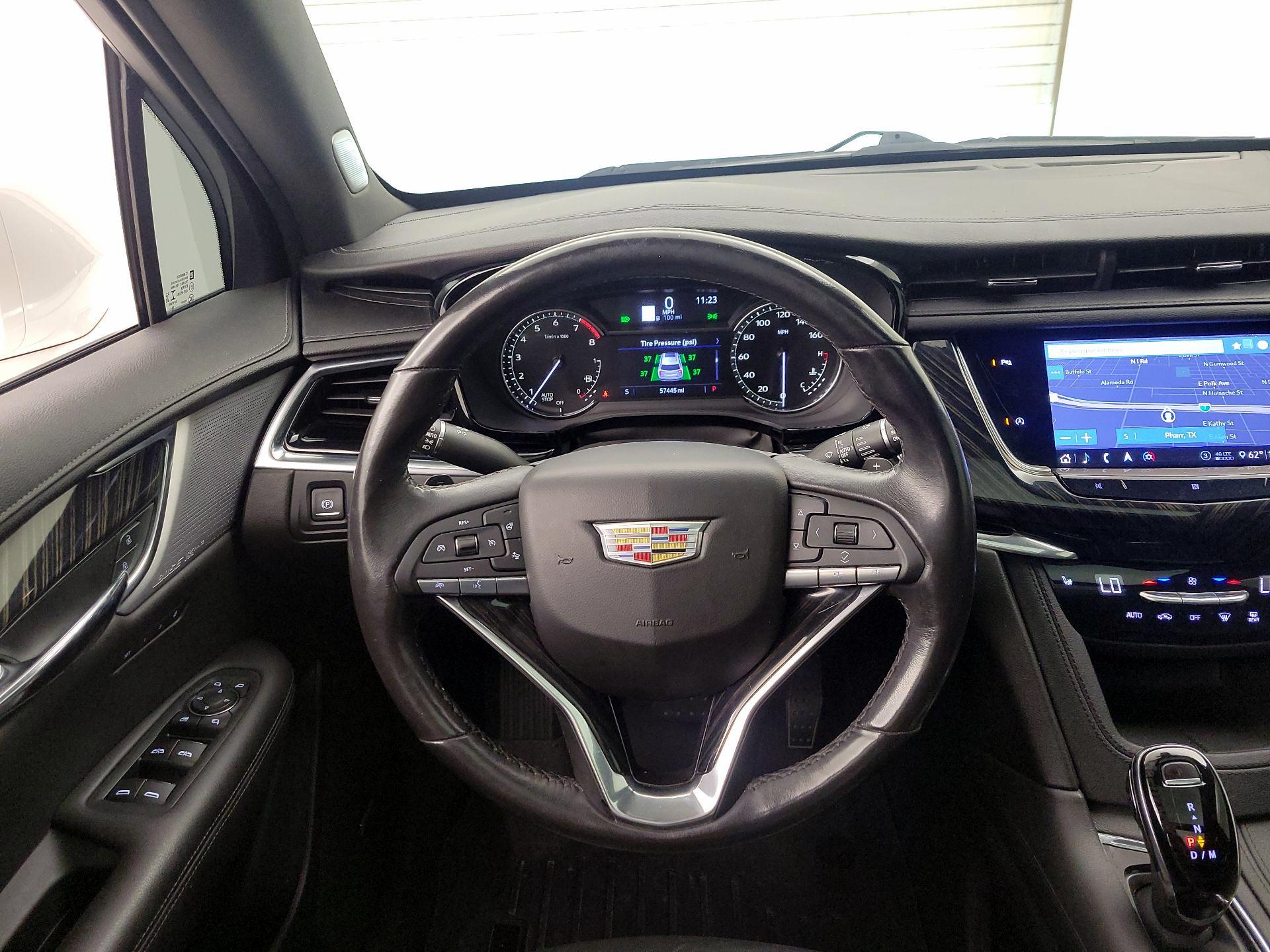 Thumbnail: 2020 Cadillac XT6 - 10