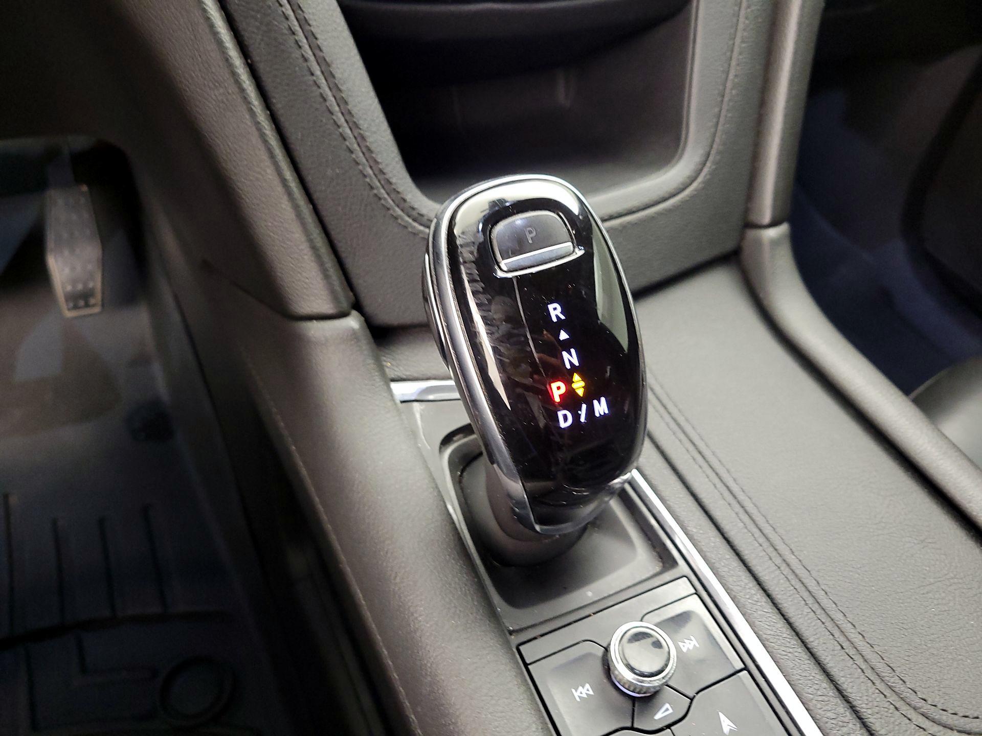 Thumbnail: 2020 Cadillac XT6 - 18