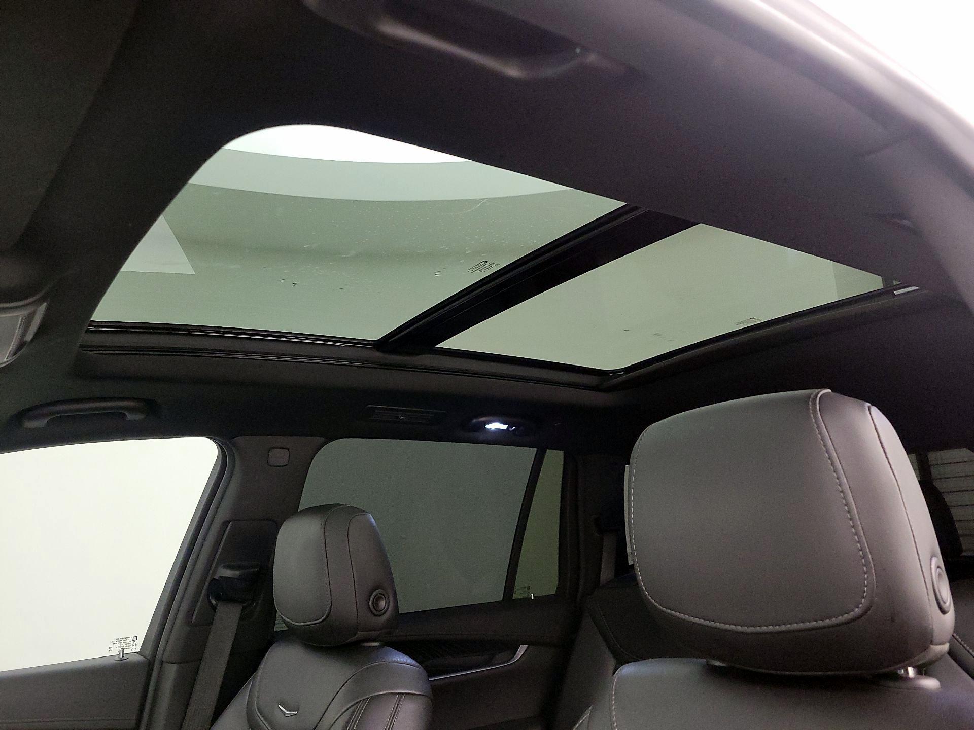 Thumbnail: 2020 Cadillac XT6 - 20