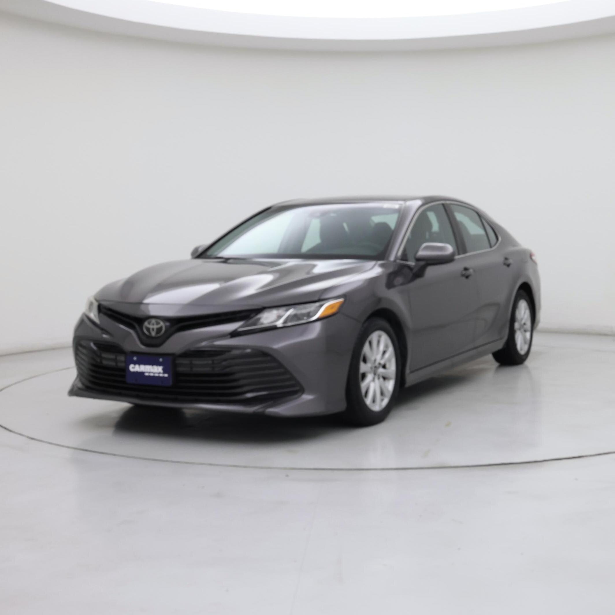 Thumbnail: 2019 Toyota Camry - 4