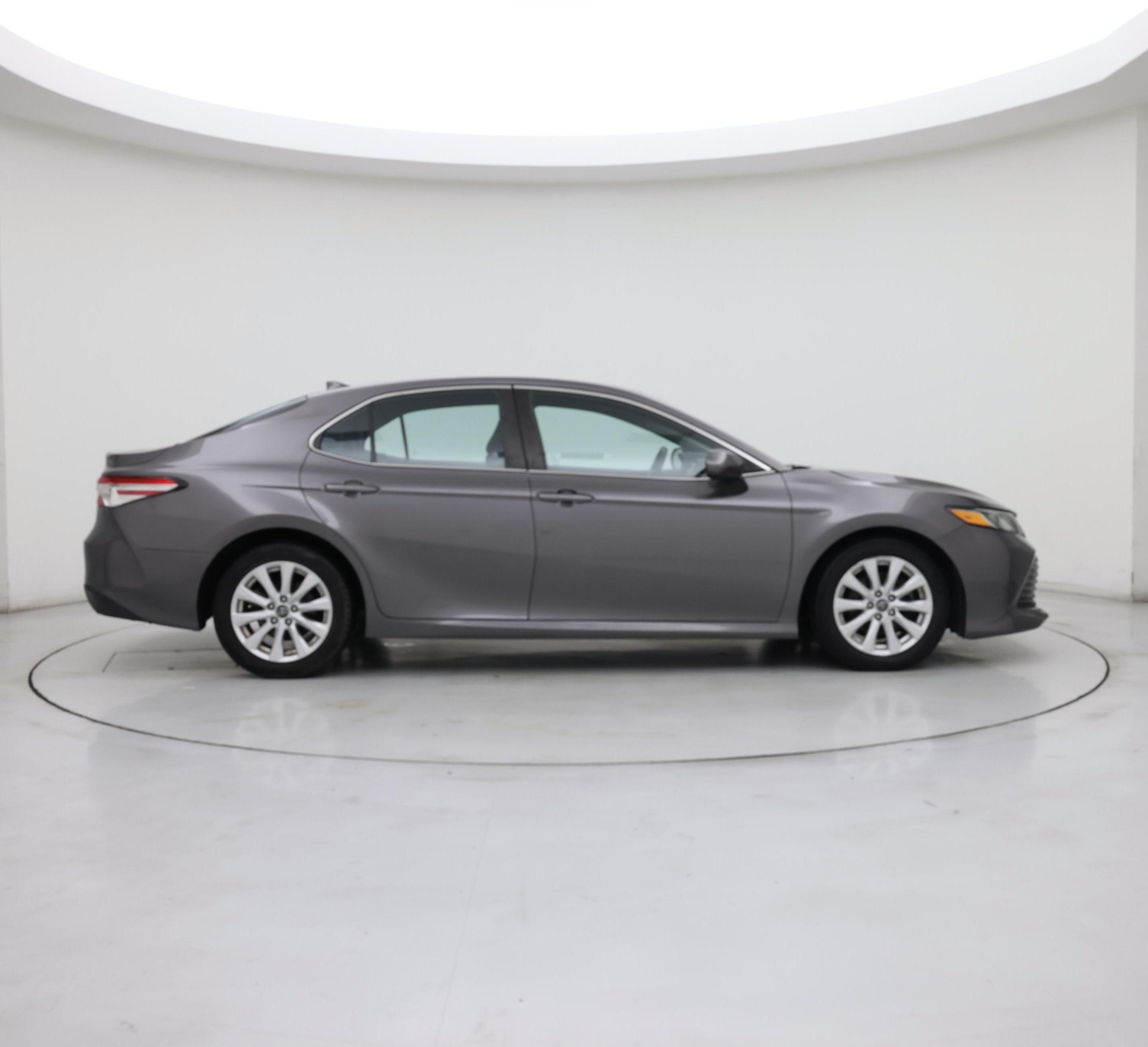 Thumbnail: 2019 Toyota Camry - 7