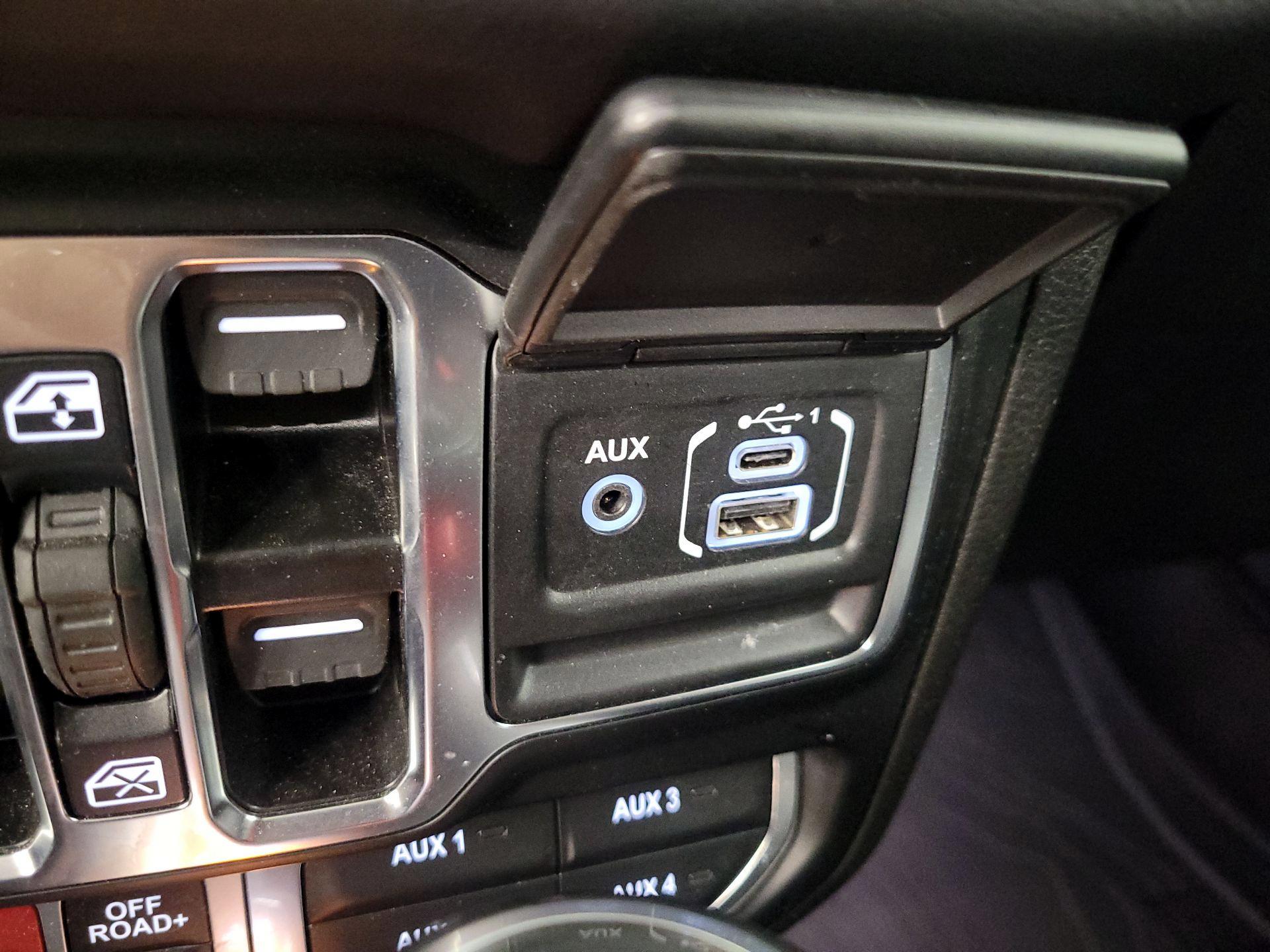 Thumbnail: 2024 Jeep Wrangler - 19