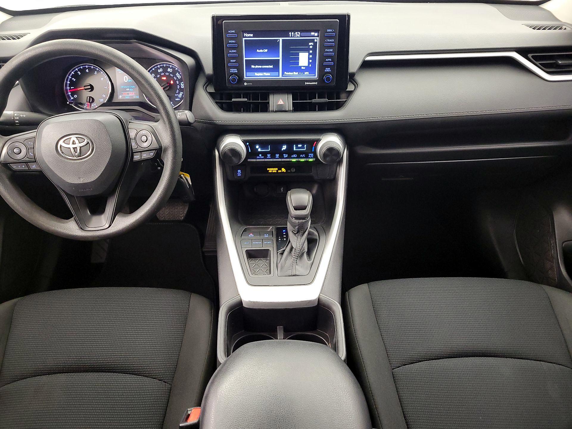 Thumbnail: 2022 Toyota RAV4 - 9