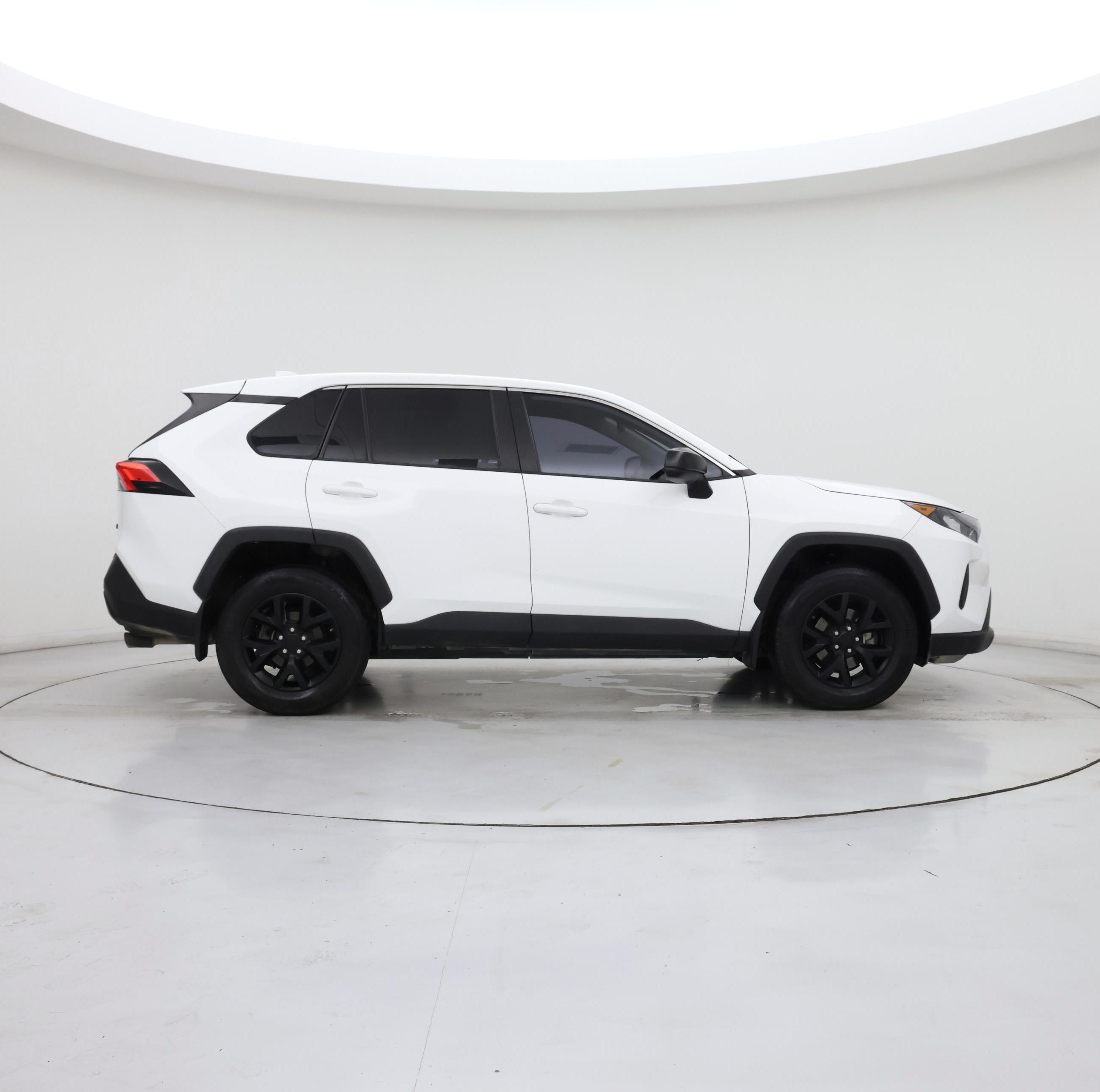 Thumbnail: 2022 Toyota RAV4 - 7
