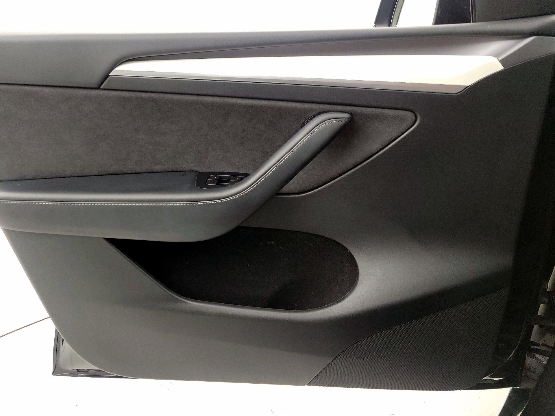 Thumbnail: 2024 Tesla Model Y - 12
