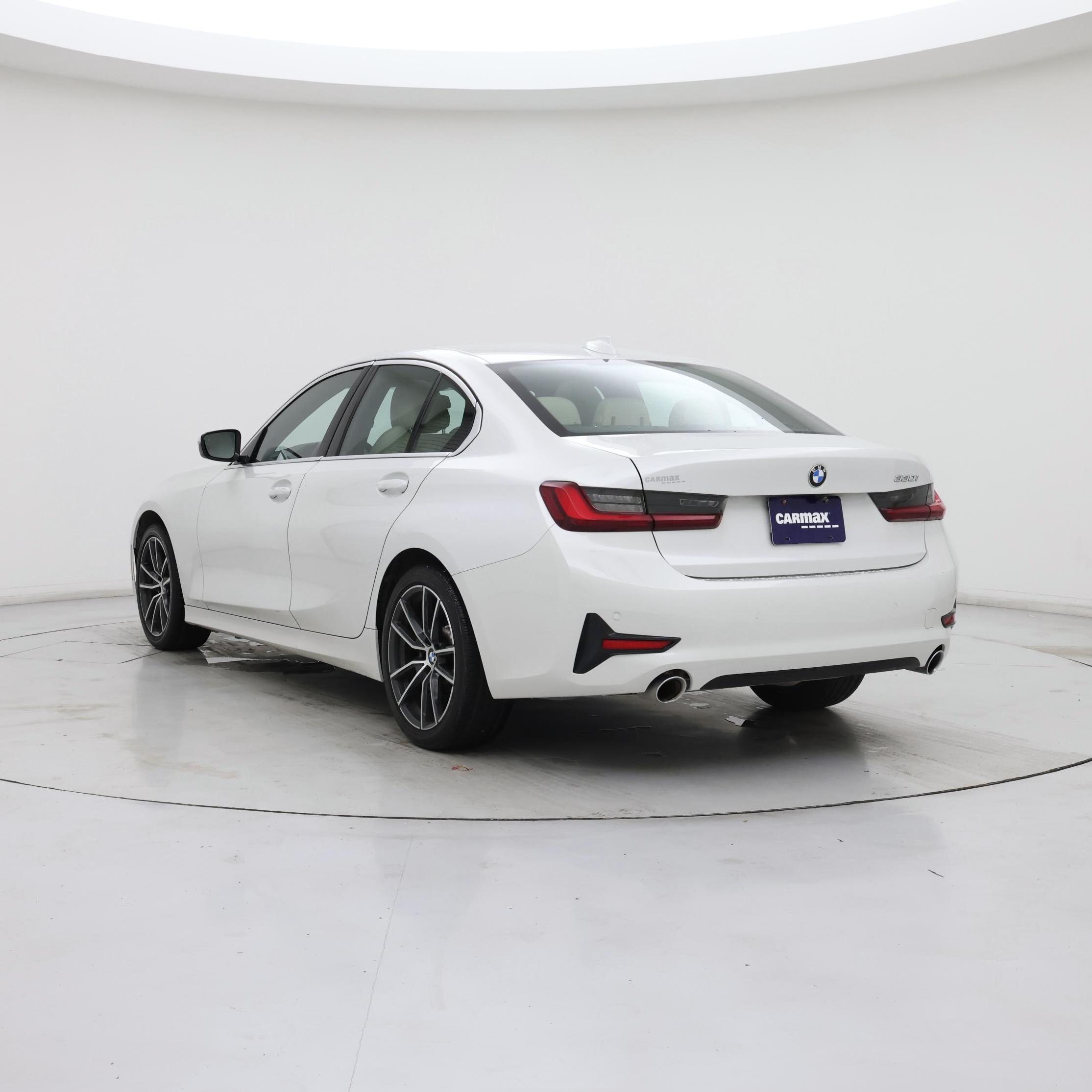 Thumbnail: 2022 BMW 3 Series - 2