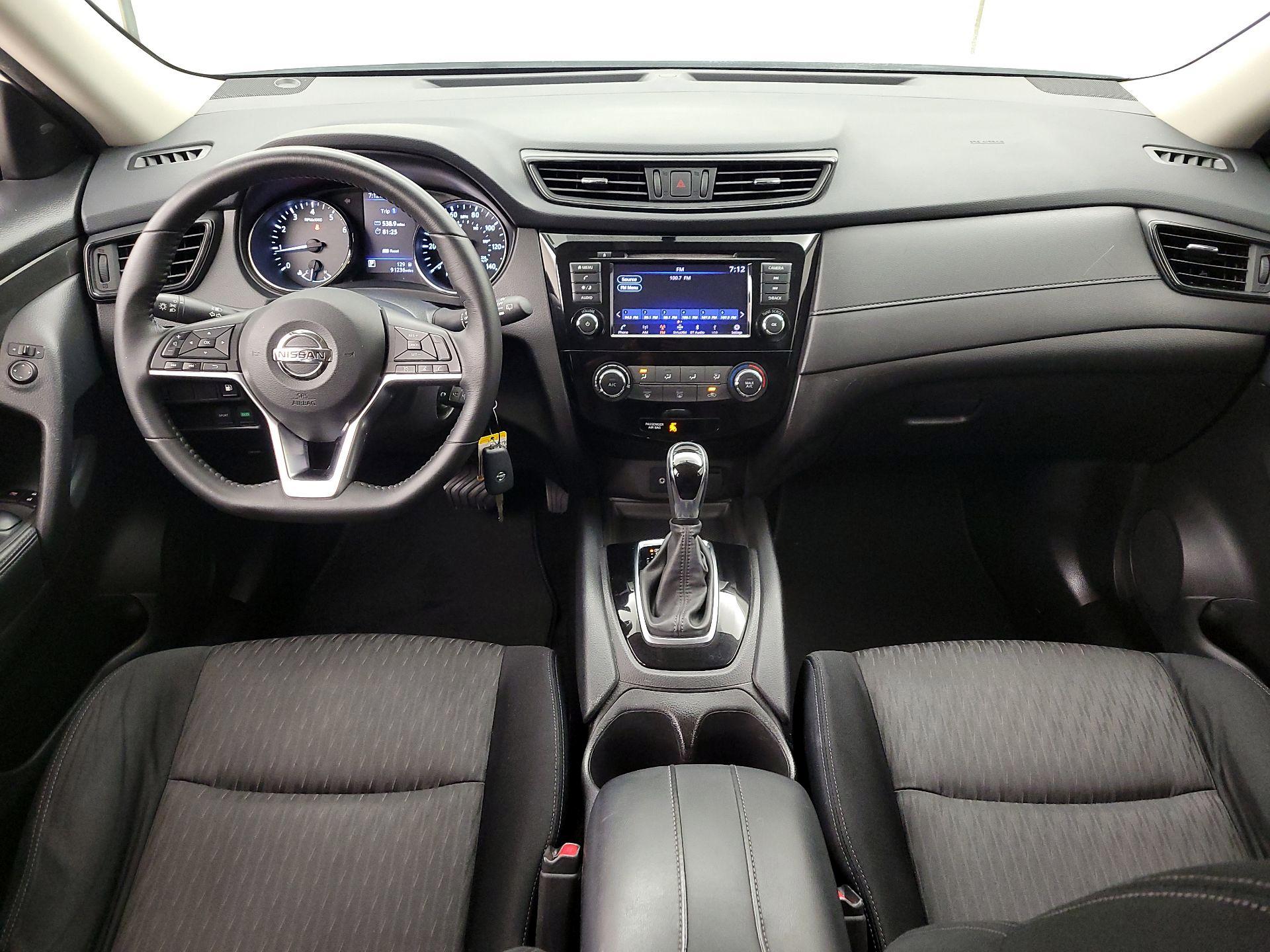 Thumbnail: 2018 Nissan Rogue - 9