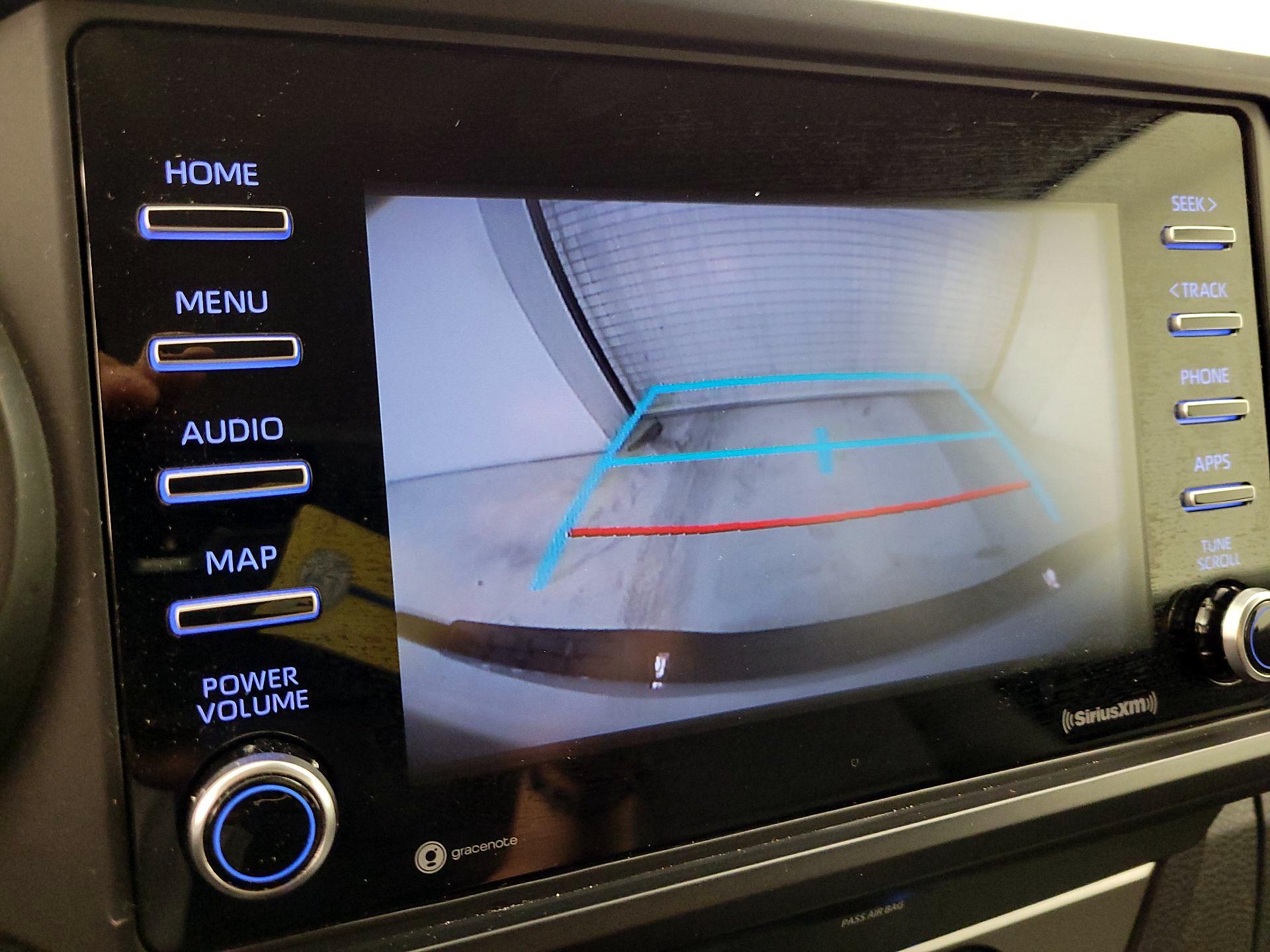 Thumbnail: 2021 Toyota Tacoma - 14