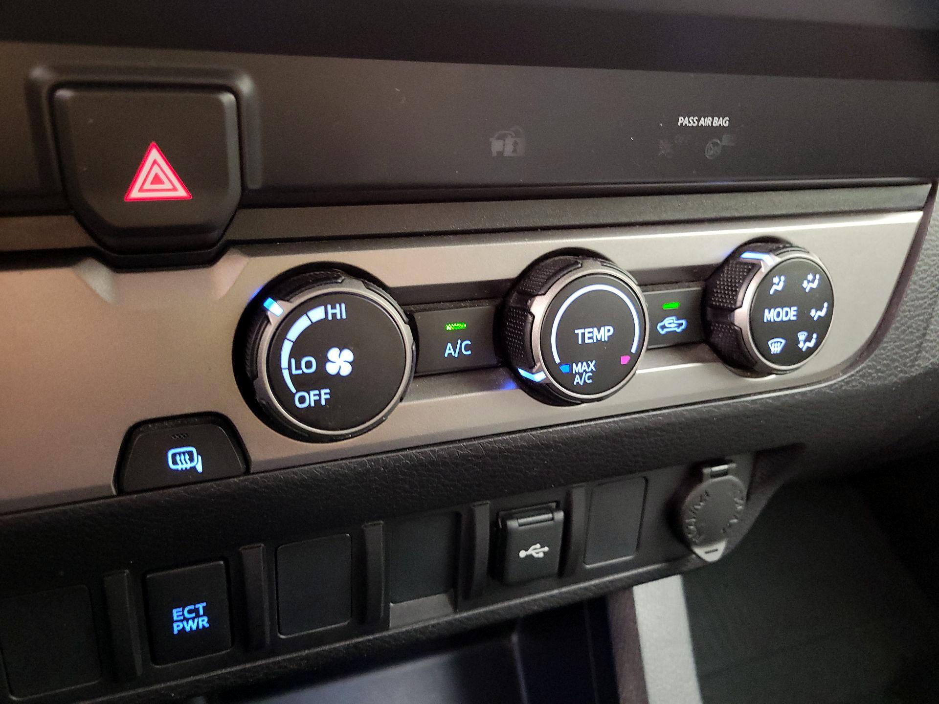 Thumbnail: 2021 Toyota Tacoma - 16