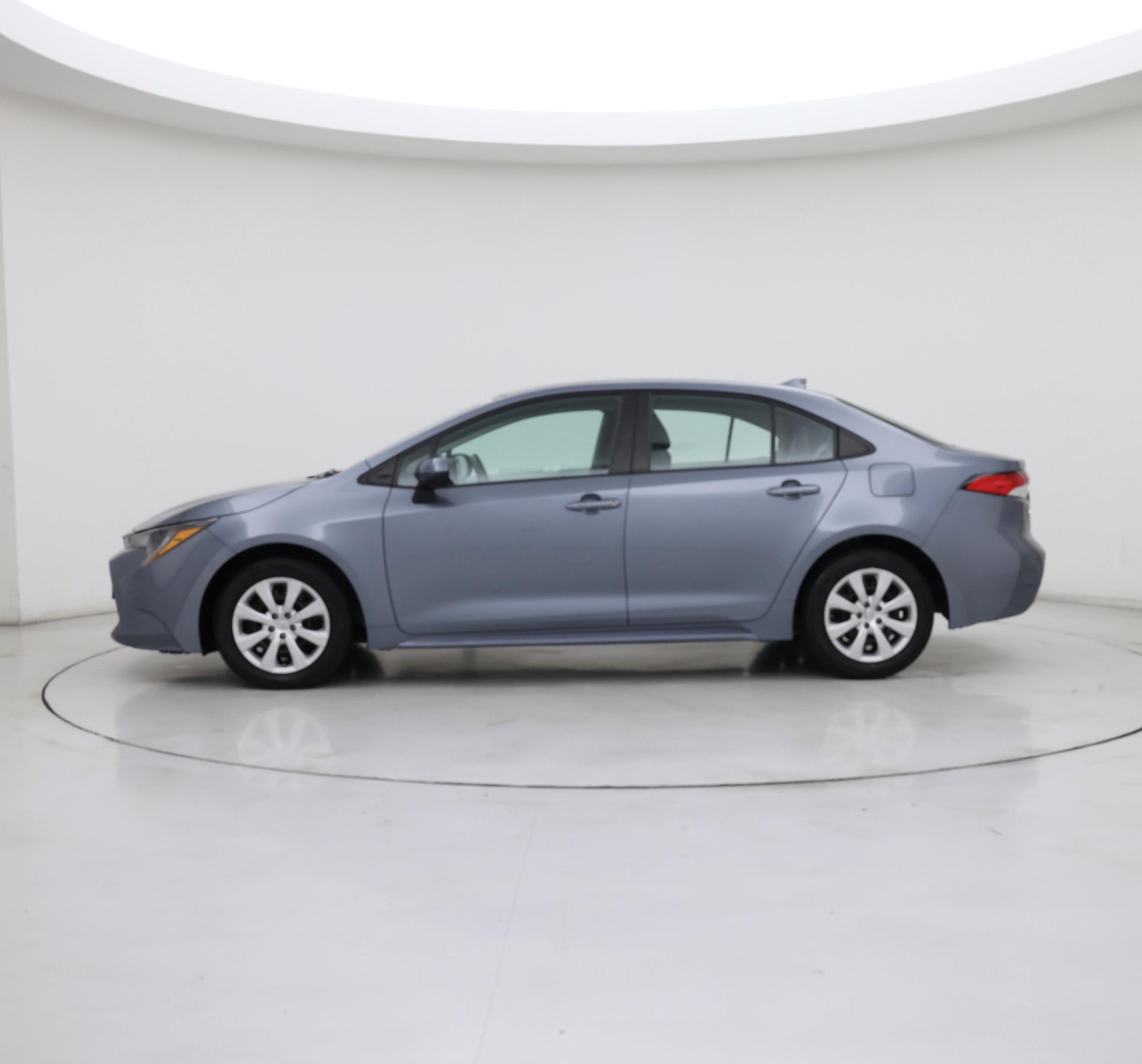 Thumbnail: 2021 Toyota Corolla - 3