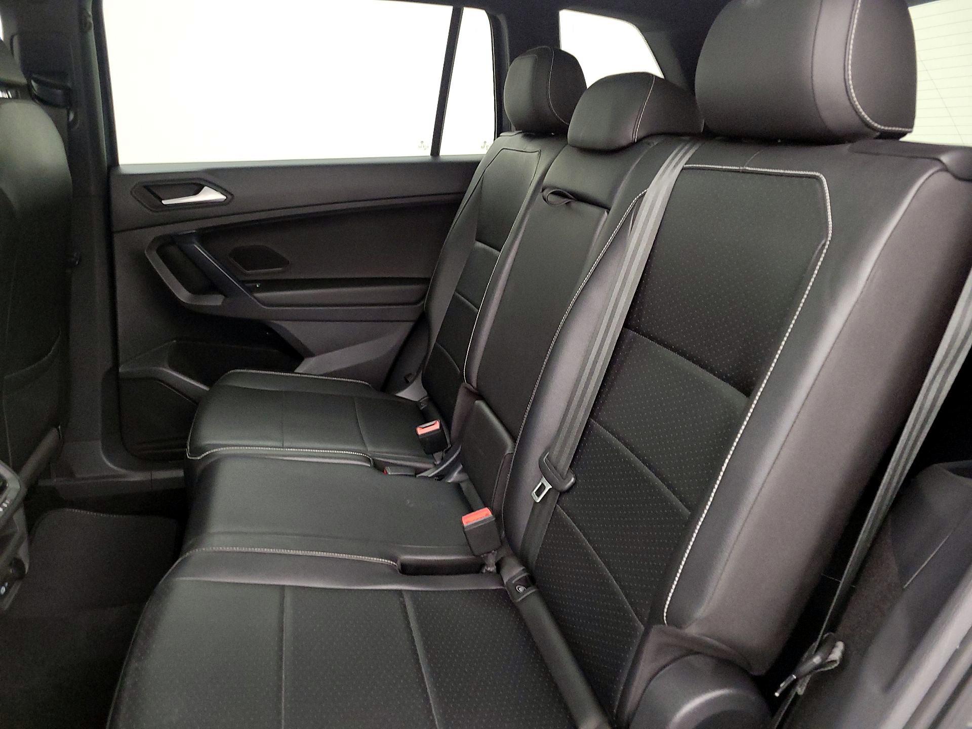 Thumbnail: 2021 Volkswagen Tiguan - 20