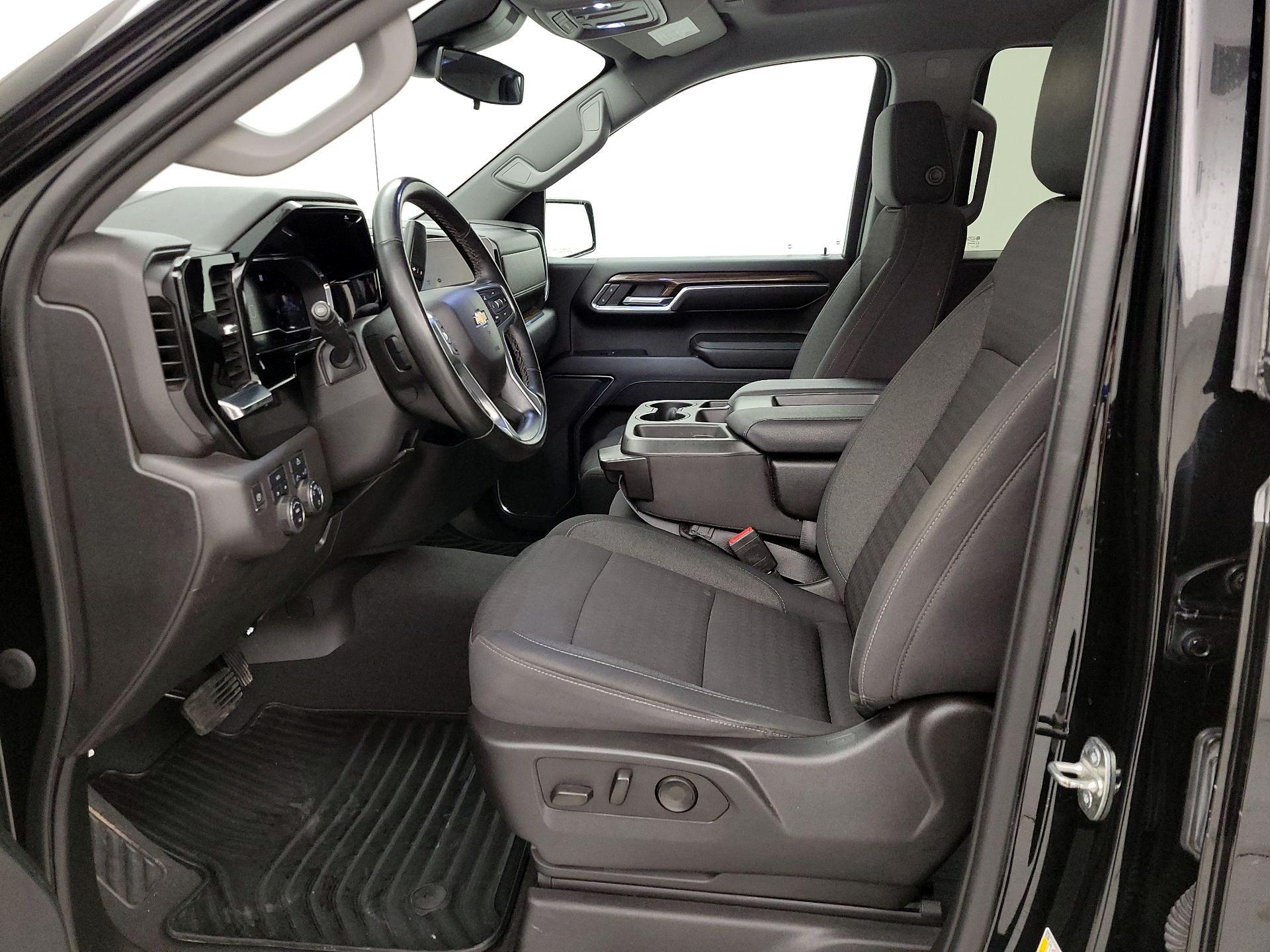 Thumbnail: 2023 Chevrolet Silverado 1500 - 11
