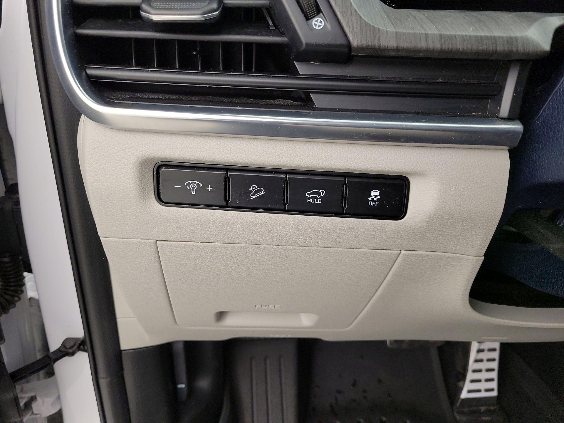 Thumbnail: 2023 Kia Telluride - 13