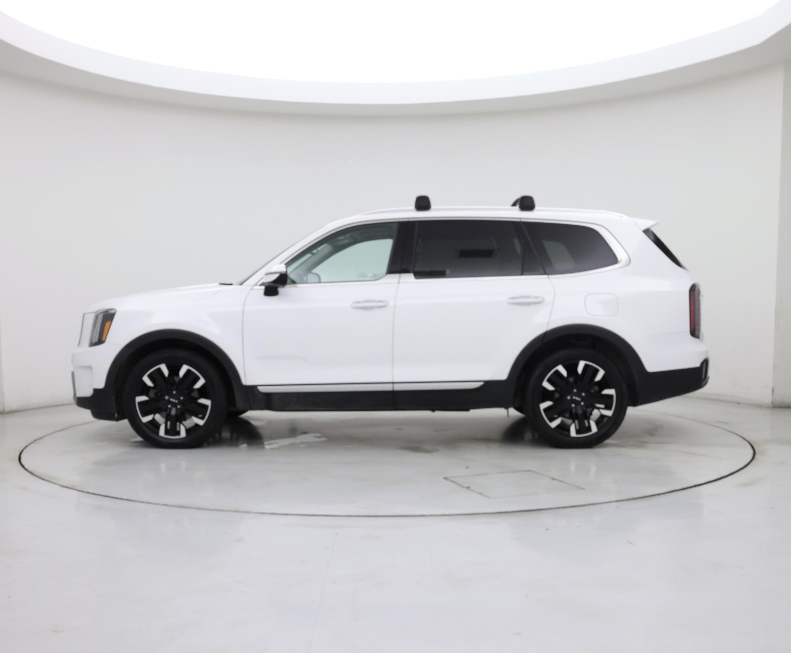 Thumbnail: 2023 Kia Telluride - 3