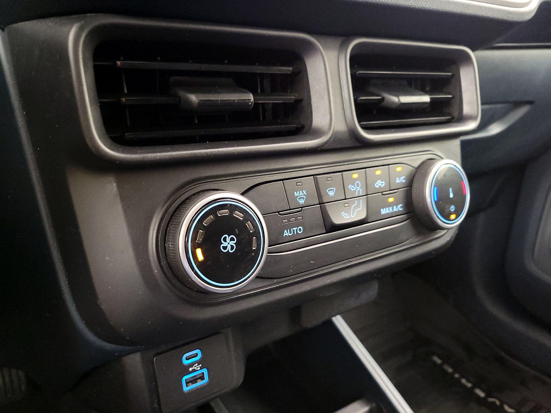 Thumbnail: 2022 Ford Maverick - 16