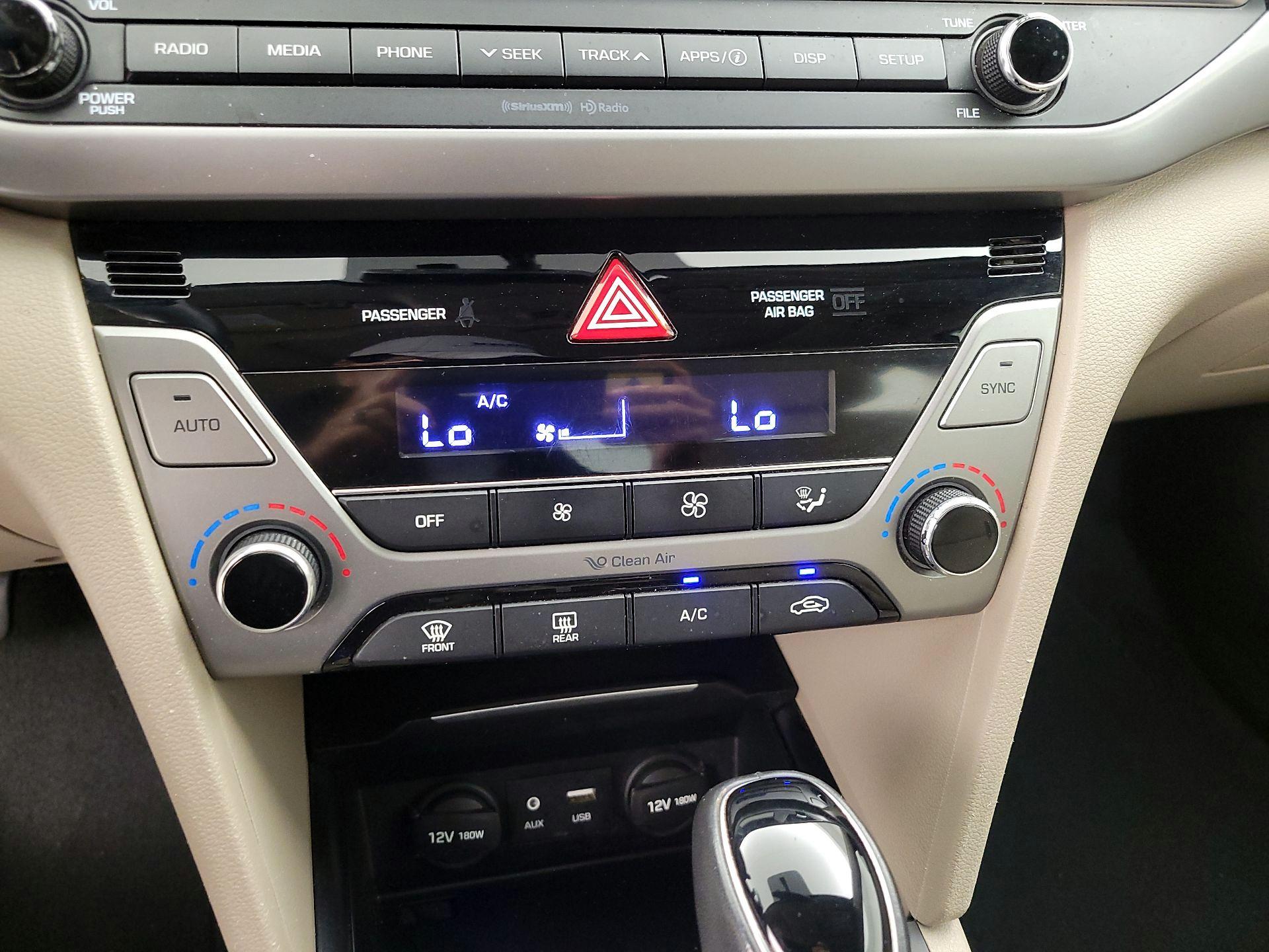 Thumbnail: 2017 Hyundai Elantra - 16