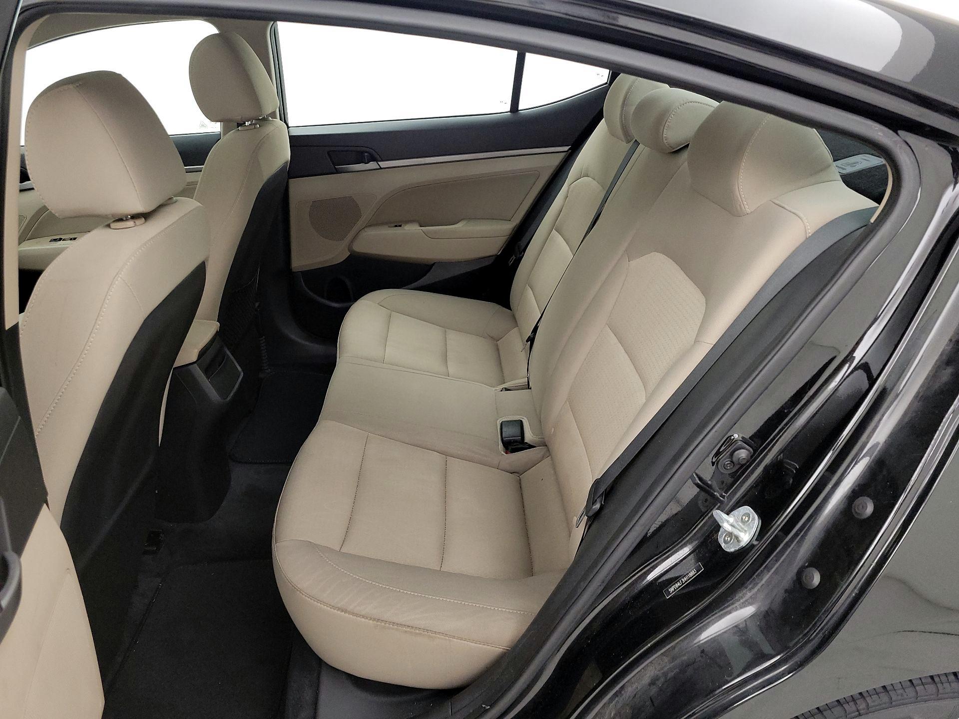 Thumbnail: 2017 Hyundai Elantra - 20