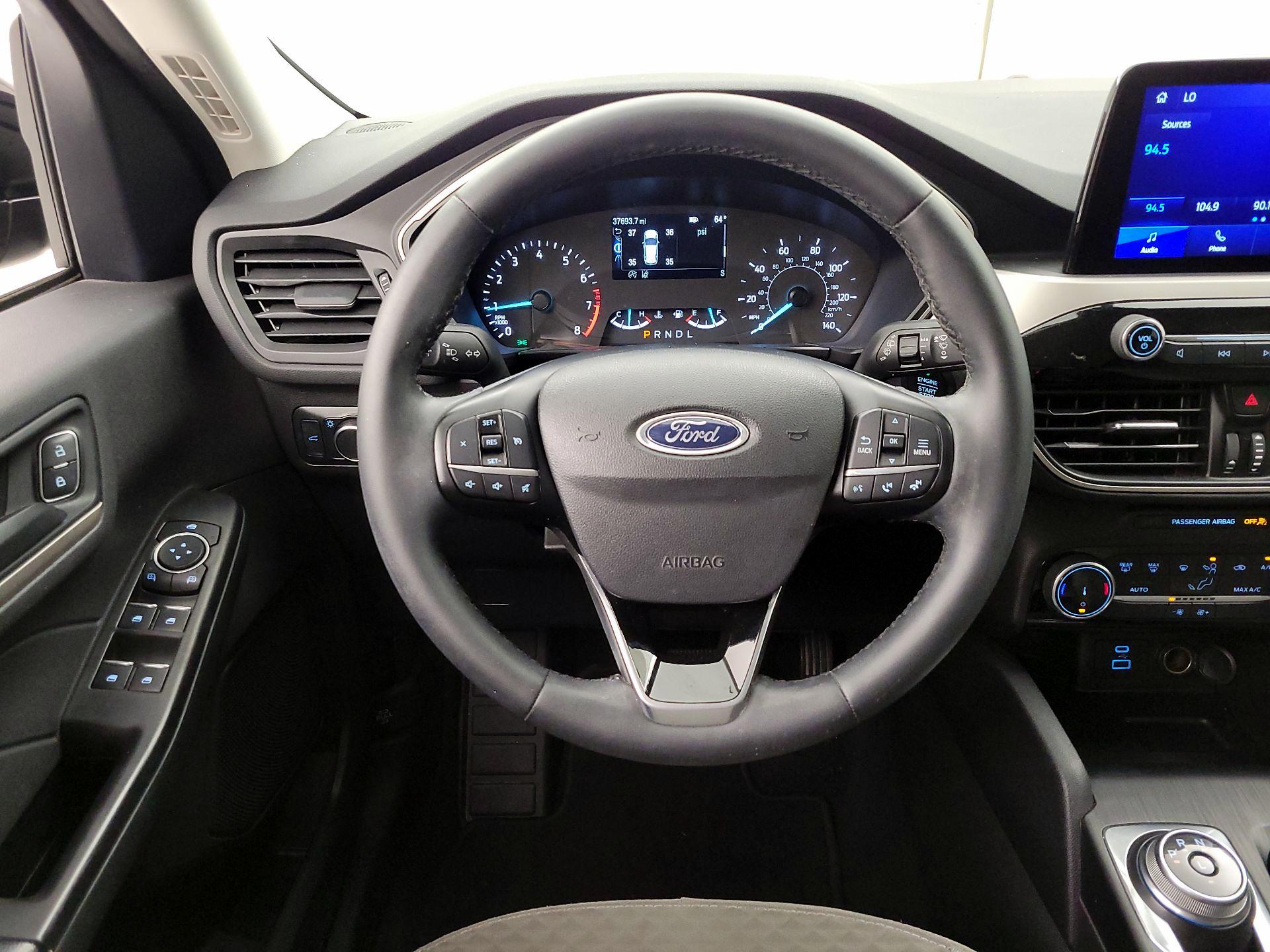 Thumbnail: 2022 Ford Escape - 10