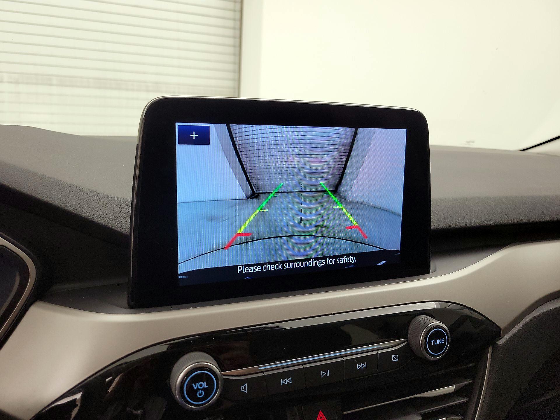 Thumbnail: 2022 Ford Escape - 14