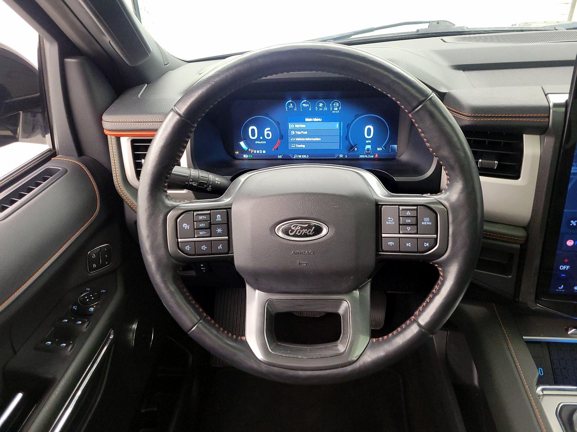 Thumbnail: 2022 Ford Expedition - 10