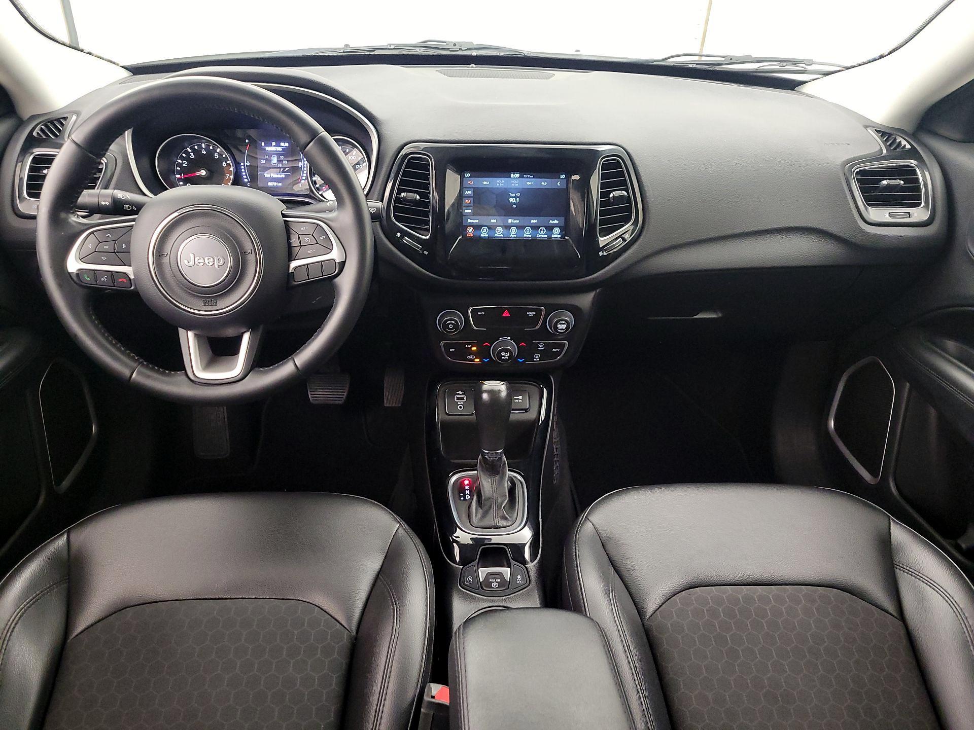 Thumbnail: 2019 Jeep Compass - 9