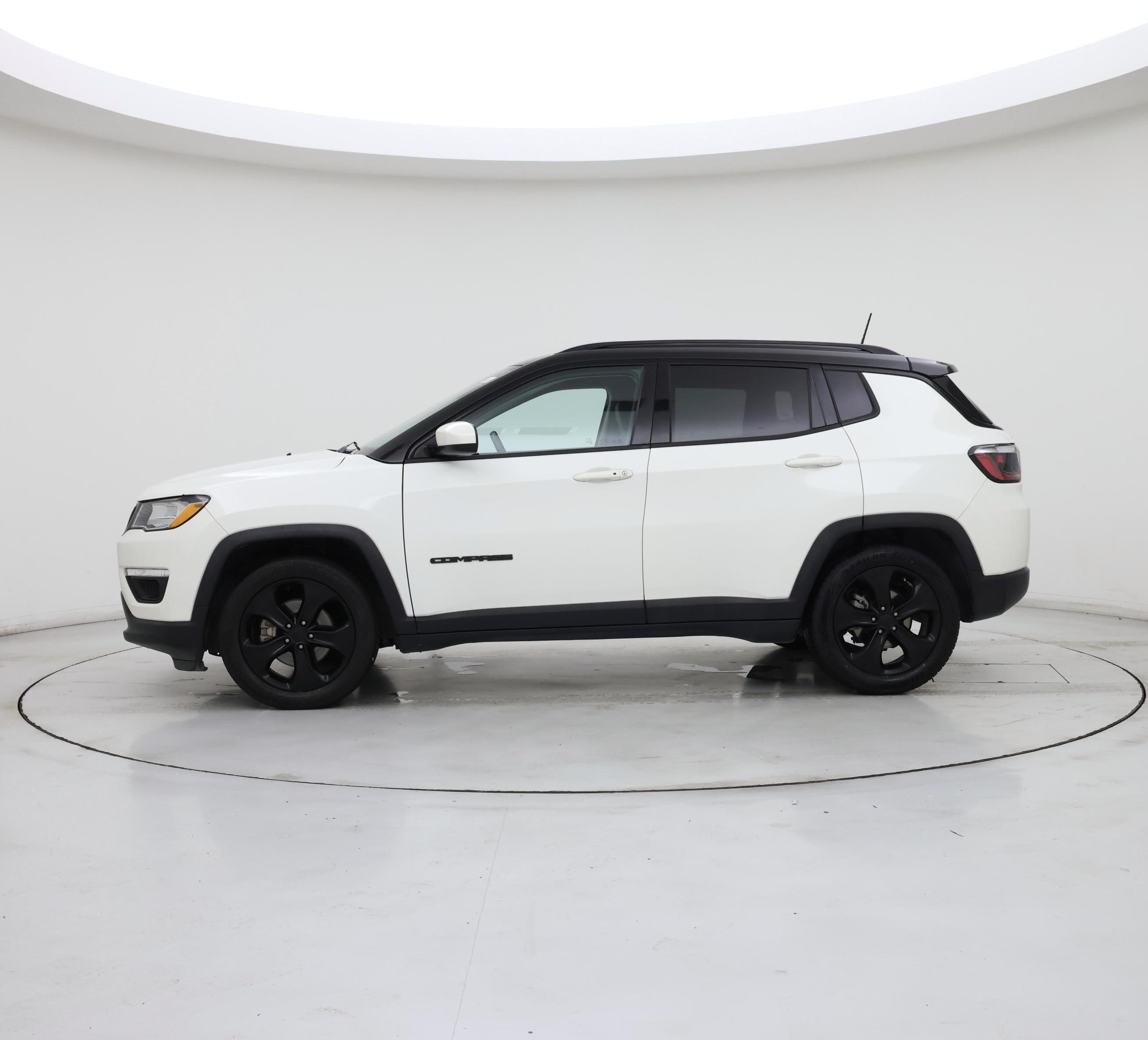 Thumbnail: 2019 Jeep Compass - 3