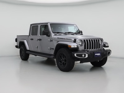 Gray 2021 Jeep Gladiator Texas Trail