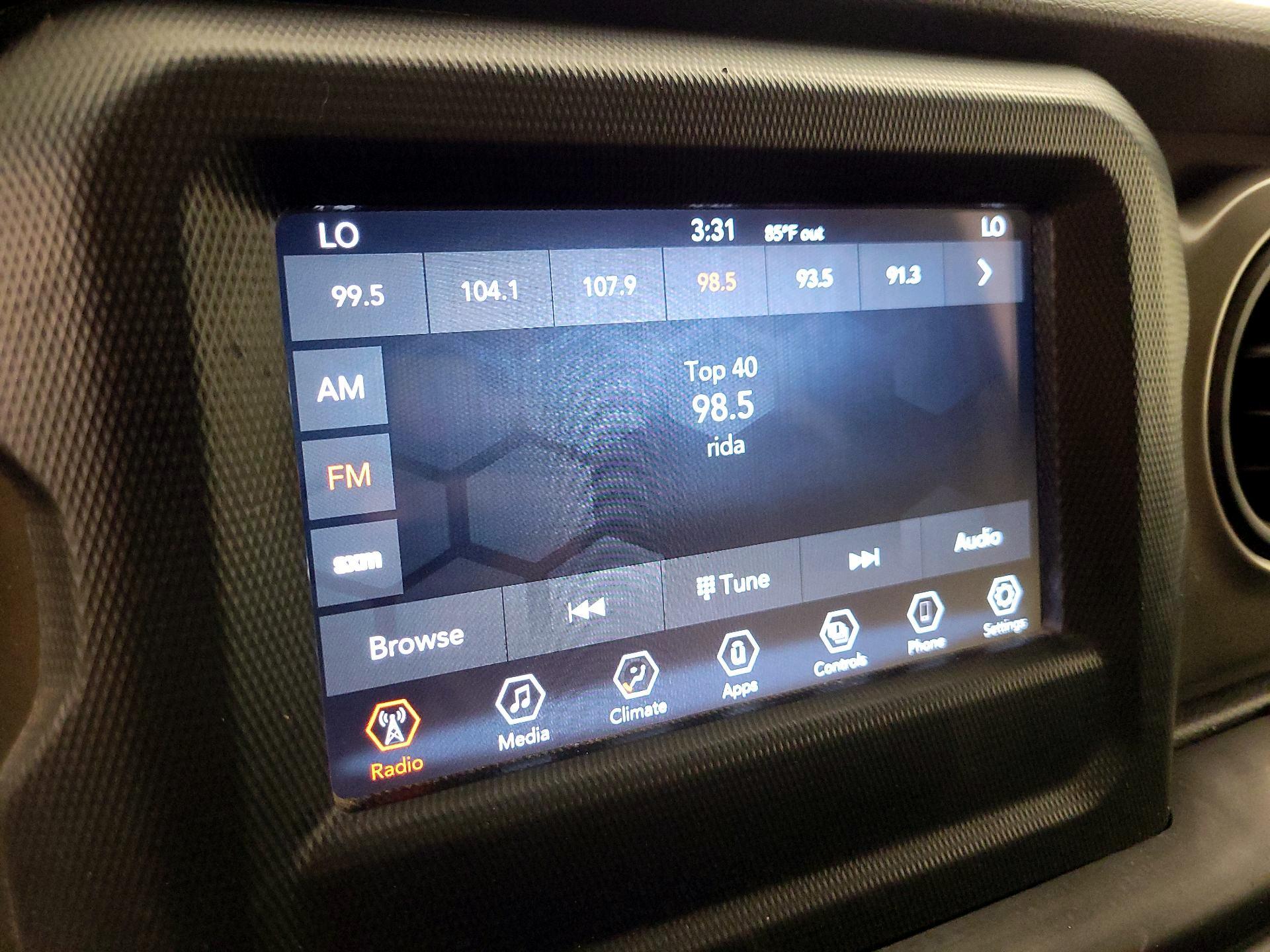 Thumbnail: 2021 Jeep Gladiator - 15