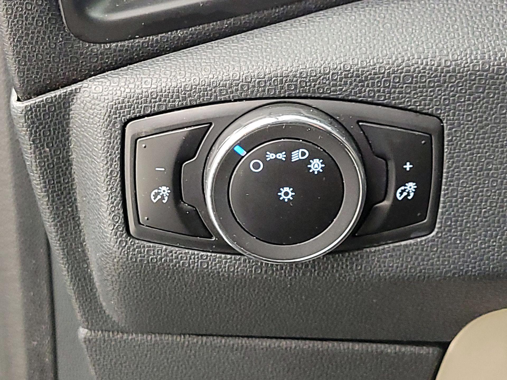 Thumbnail: 2019 Ford EcoSport - 13