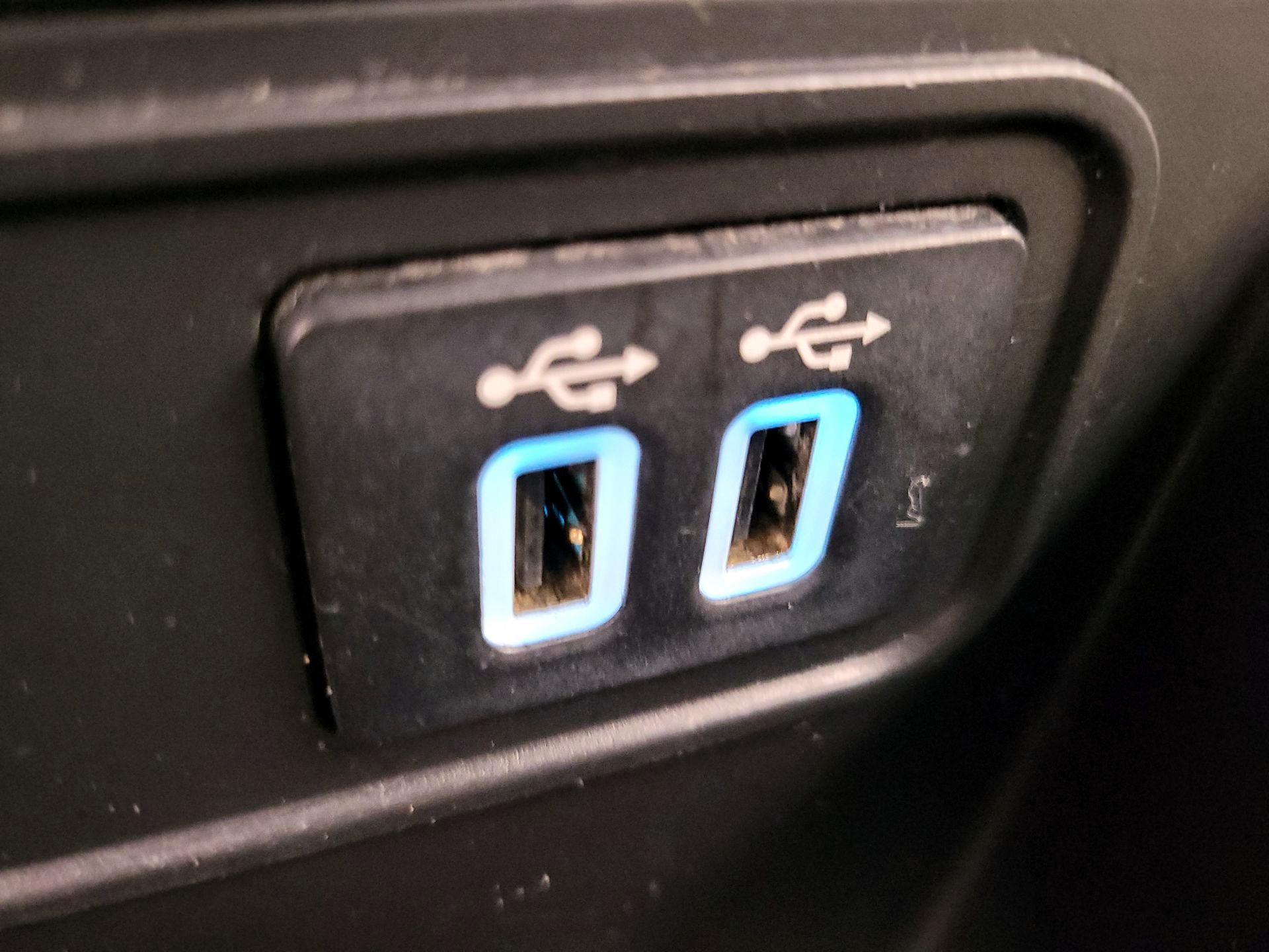 Thumbnail: 2019 Ford EcoSport - 18