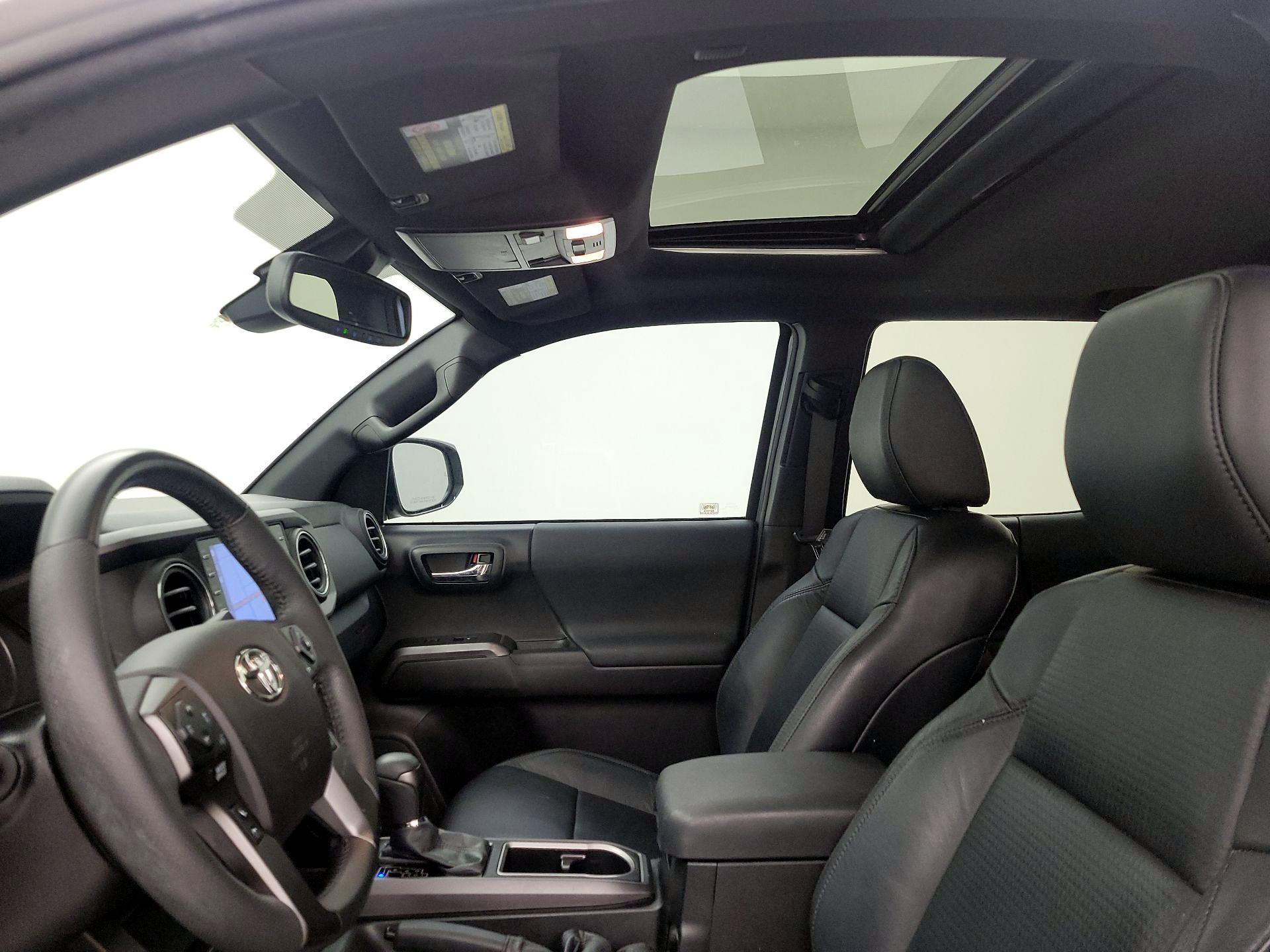 Thumbnail: 2021 Toyota Tacoma - 20