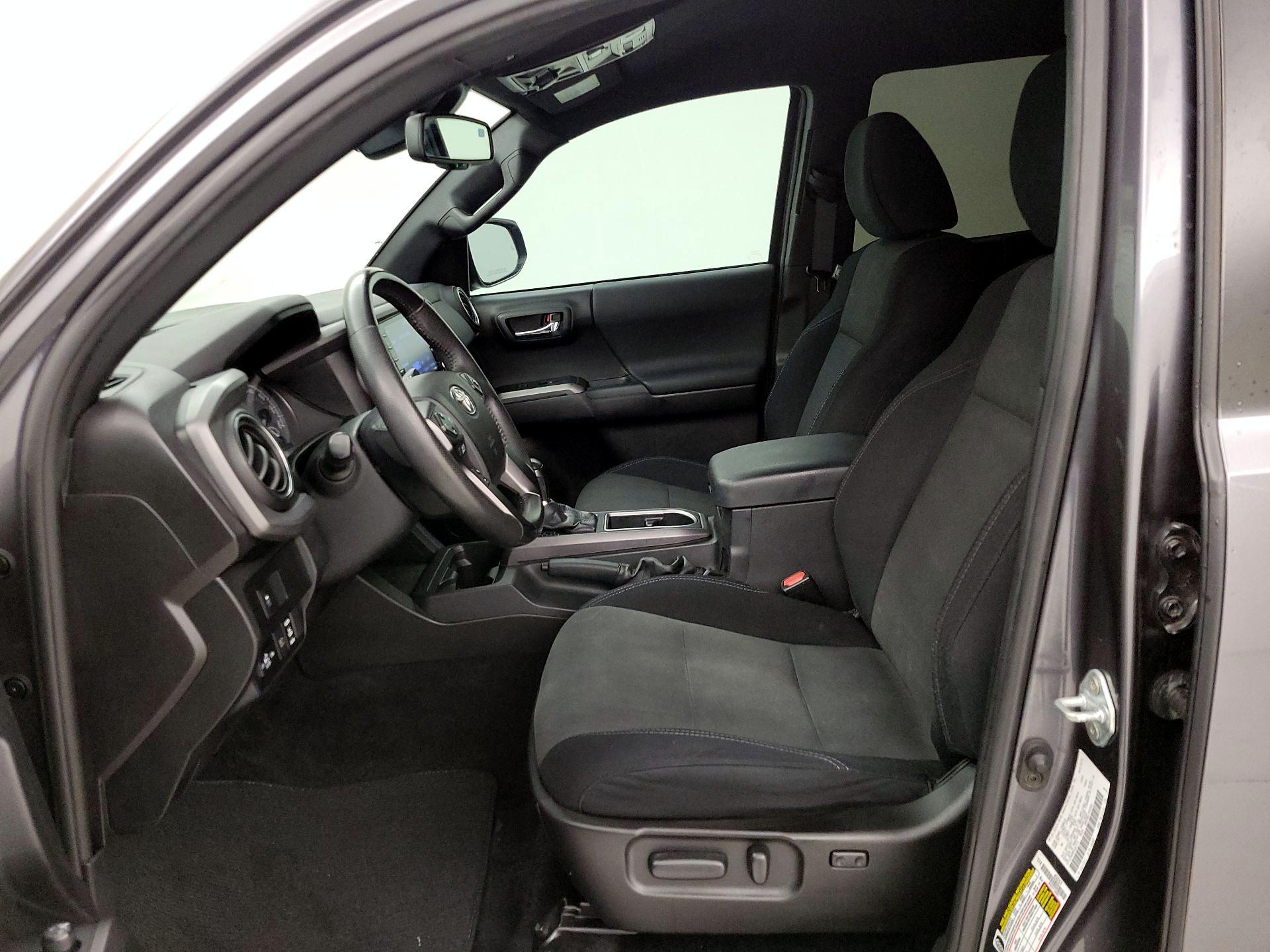 Thumbnail: 2021 Toyota Tacoma - 11