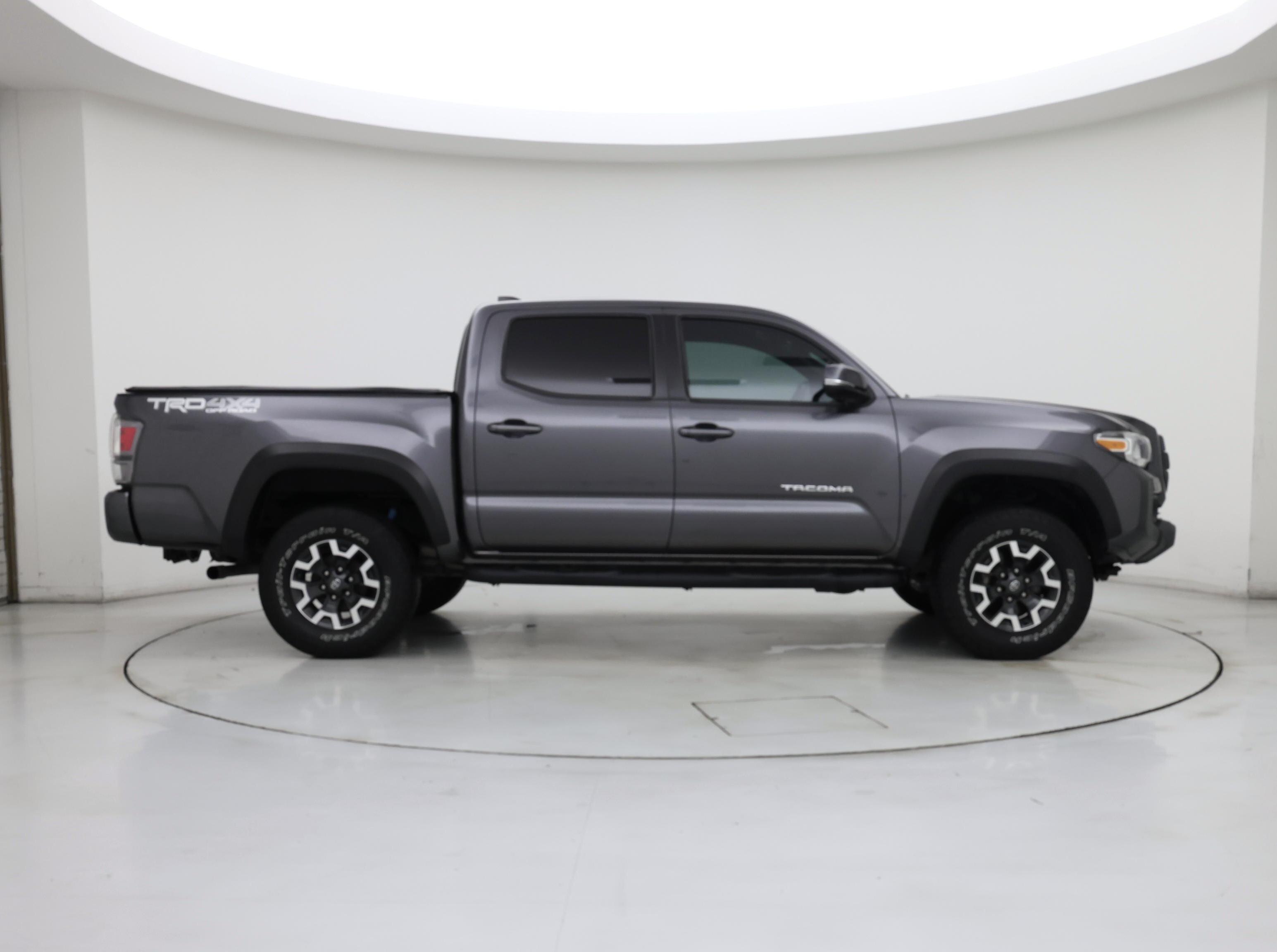Thumbnail: 2021 Toyota Tacoma - 7