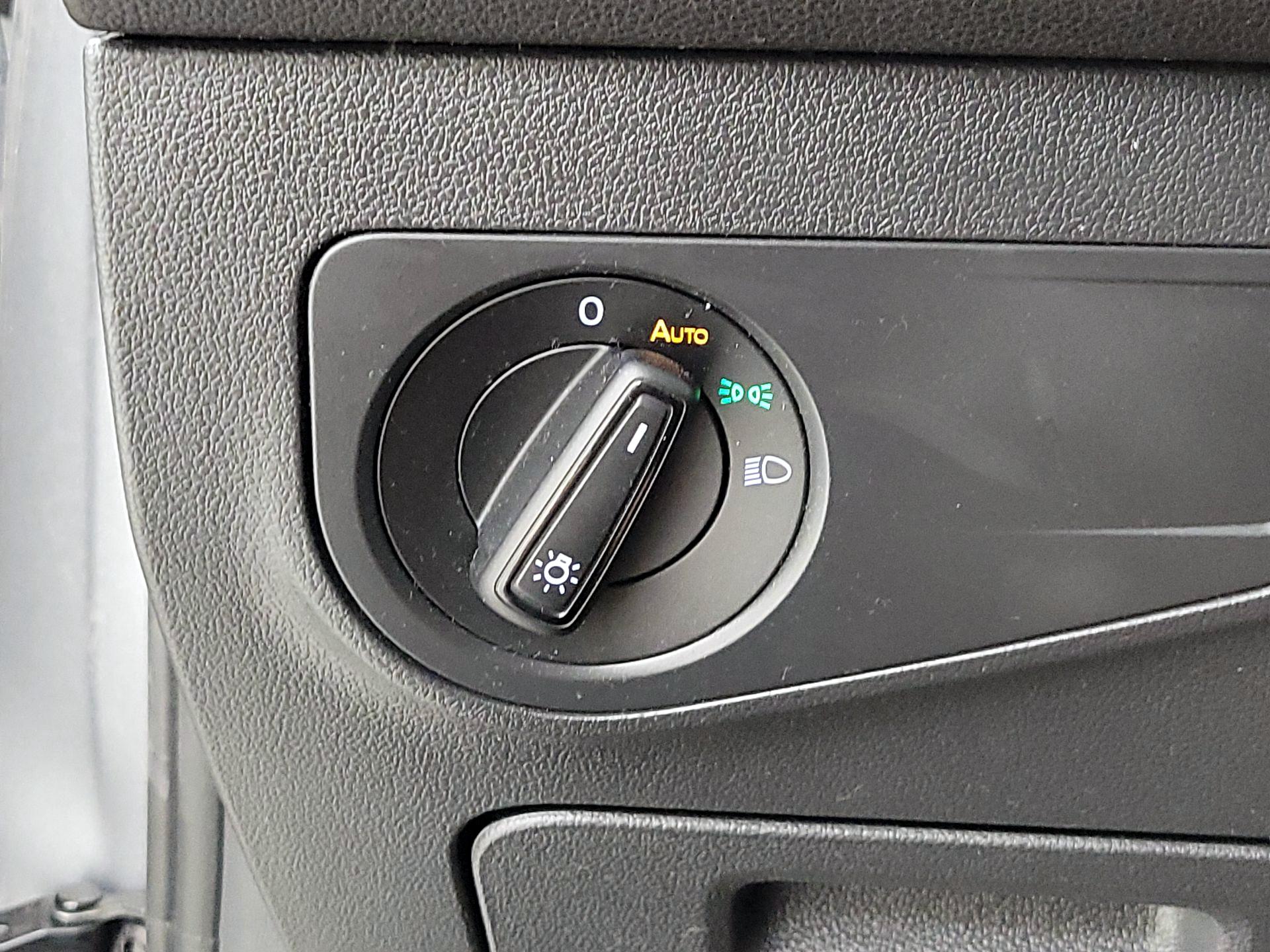 Thumbnail: 2022 Volkswagen Tiguan - 13