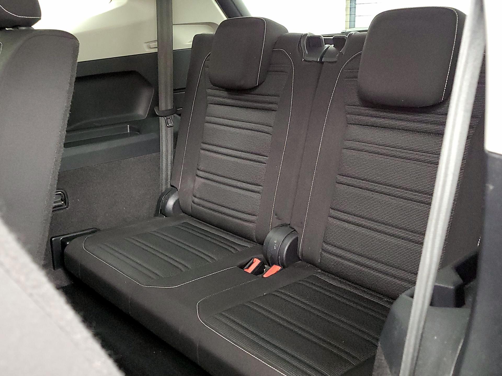 Thumbnail: 2022 Volkswagen Tiguan - 20