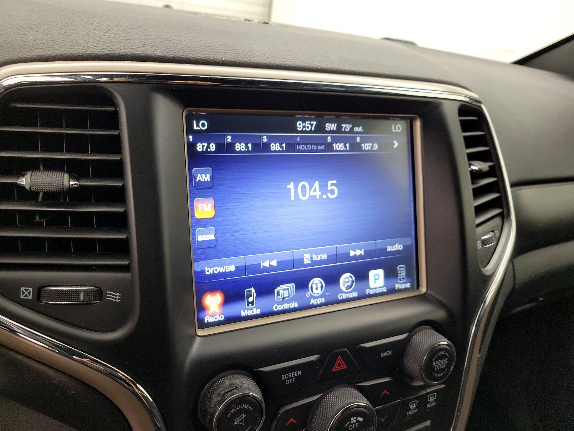 Thumbnail: 2017 Jeep Grand Cherokee - 15