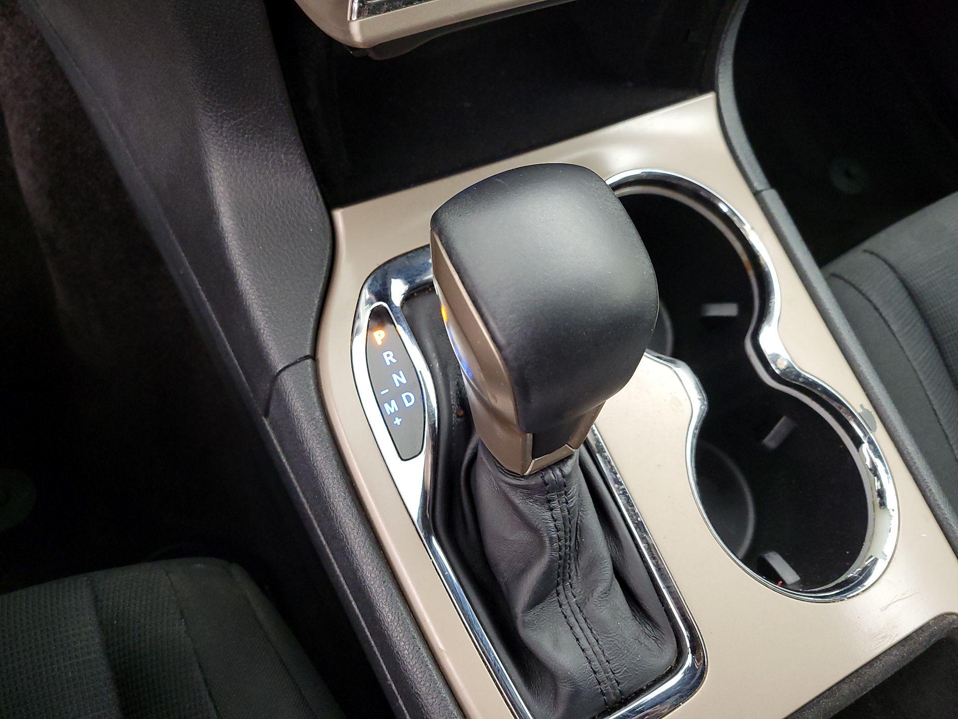 Thumbnail: 2017 Jeep Grand Cherokee - 17