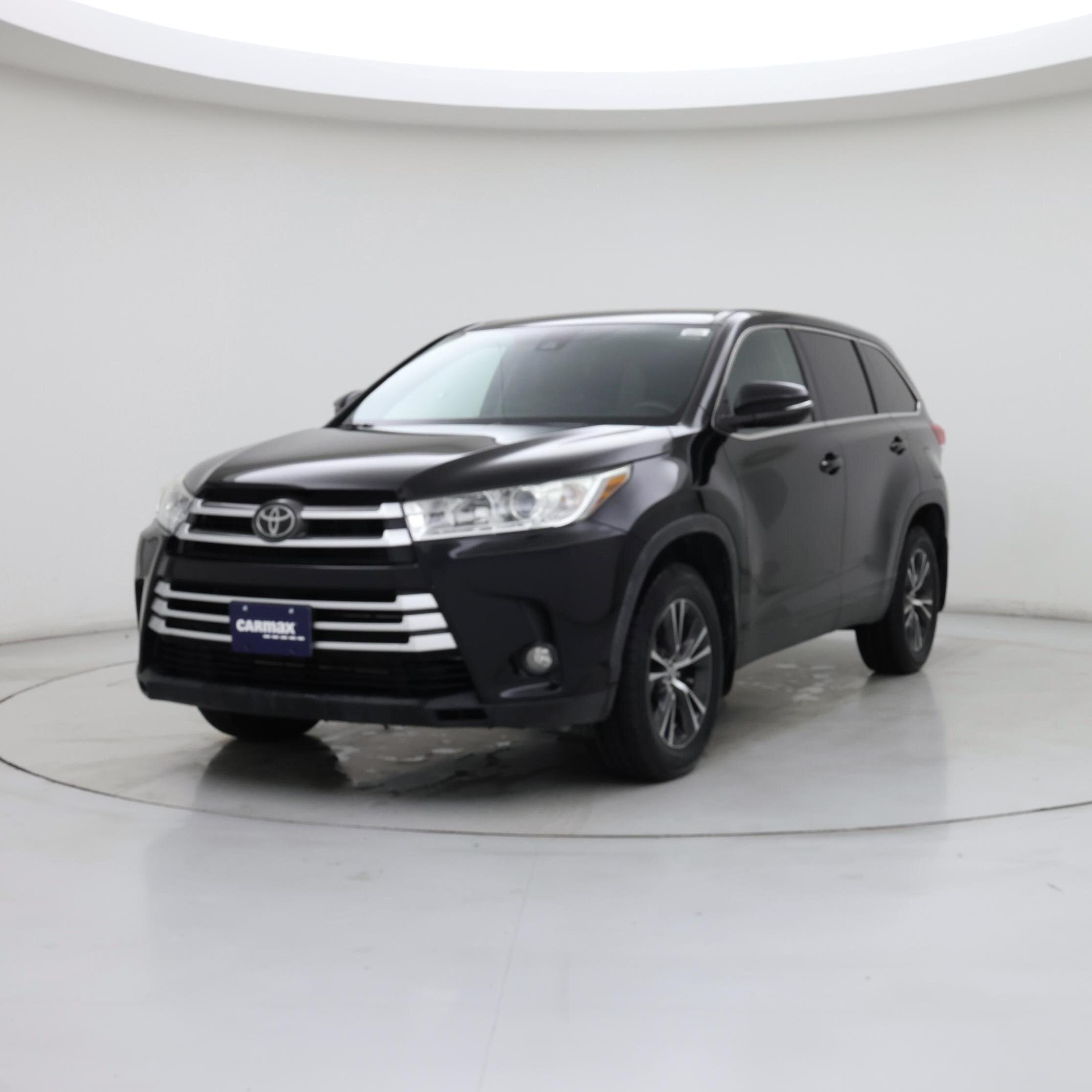 Thumbnail: 2019 Toyota Highlander - 4