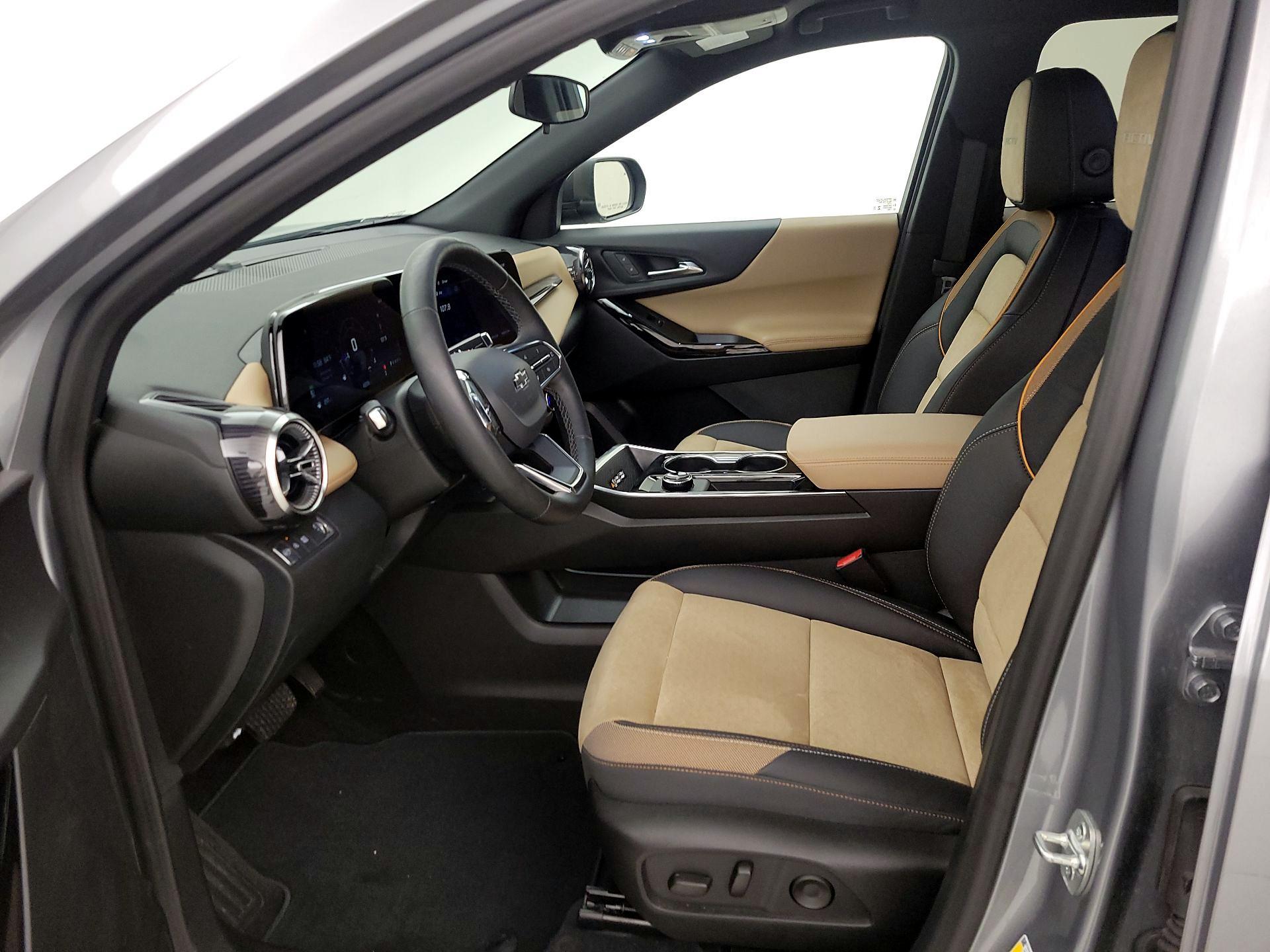 Thumbnail: 2026 Chevrolet Equinox - 11