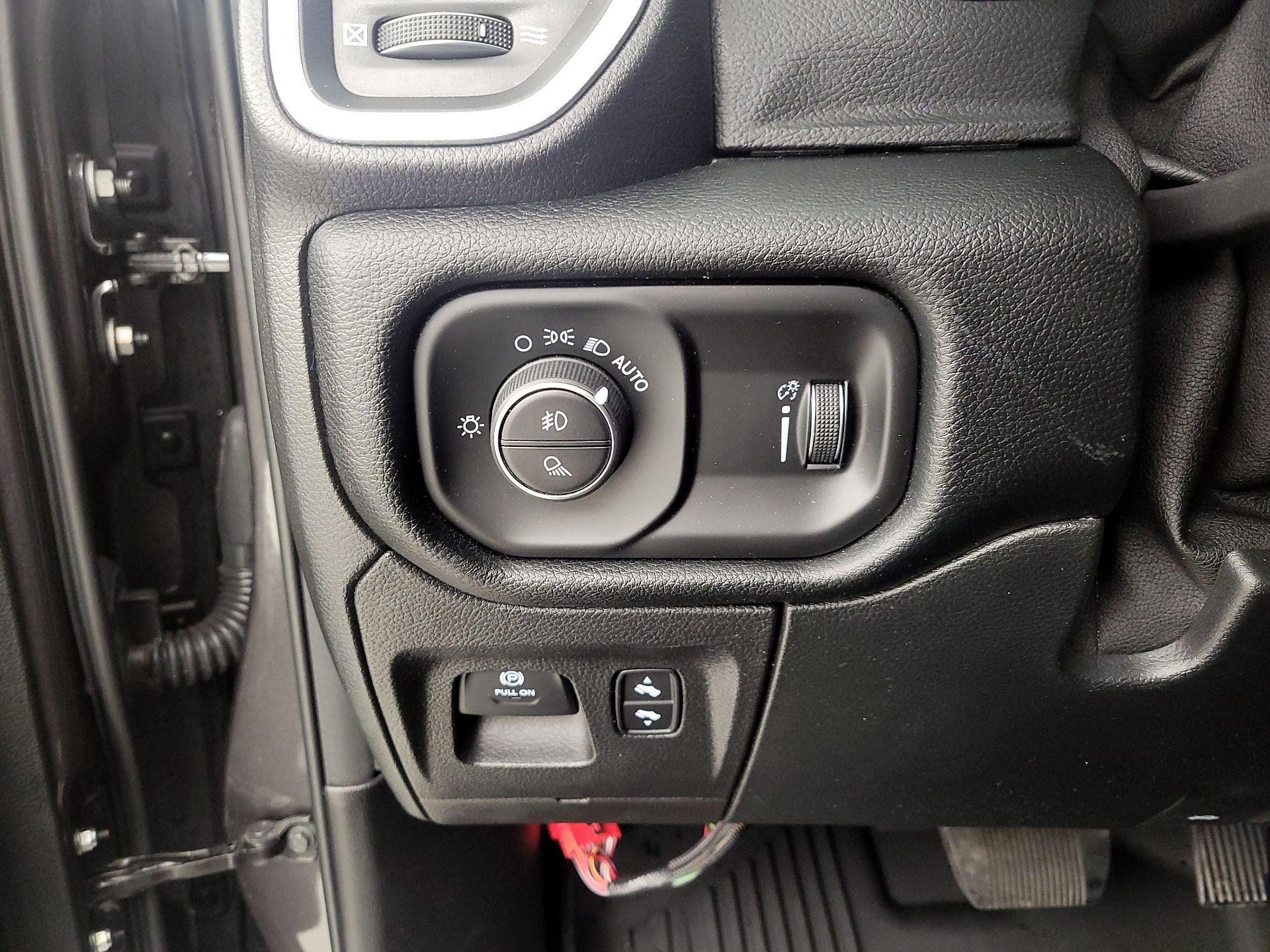 Thumbnail: 2021 RAM 1500 - 13