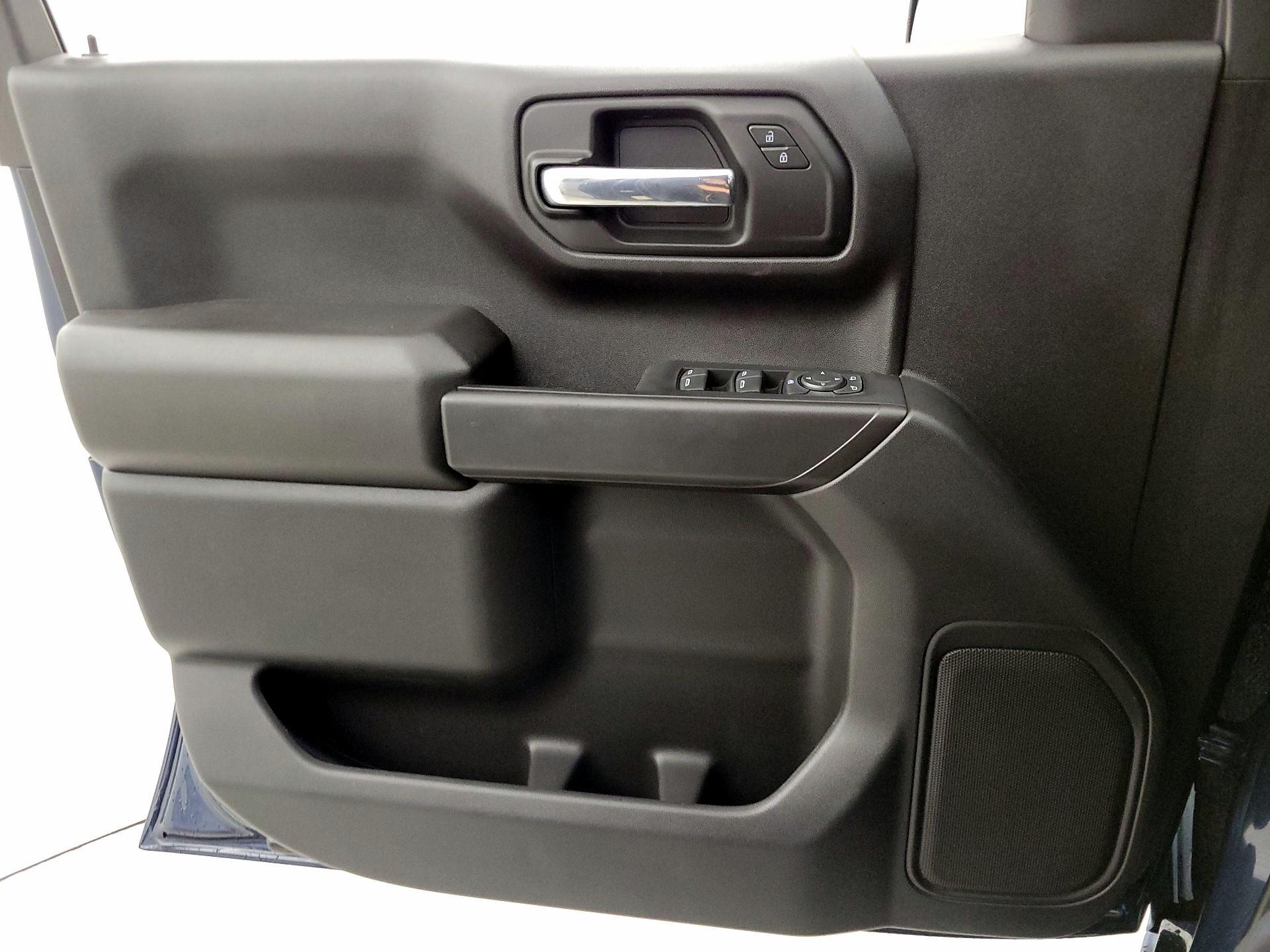 Thumbnail: 2022 Chevrolet Silverado 1500 - 12
