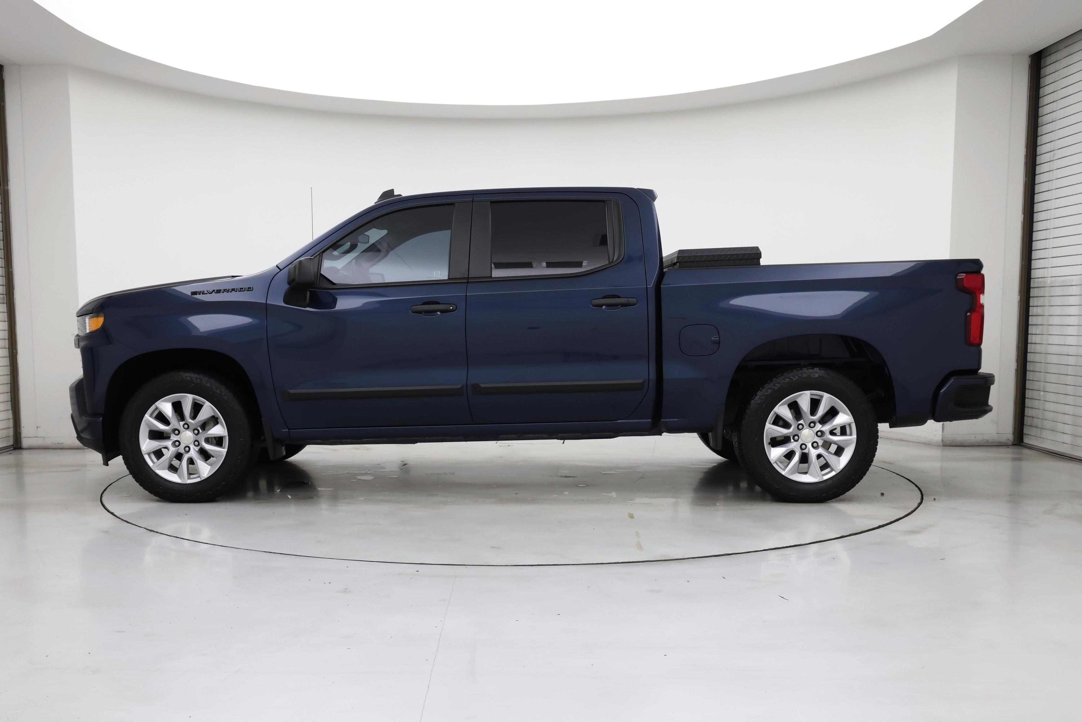 Thumbnail: 2022 Chevrolet Silverado 1500 - 3