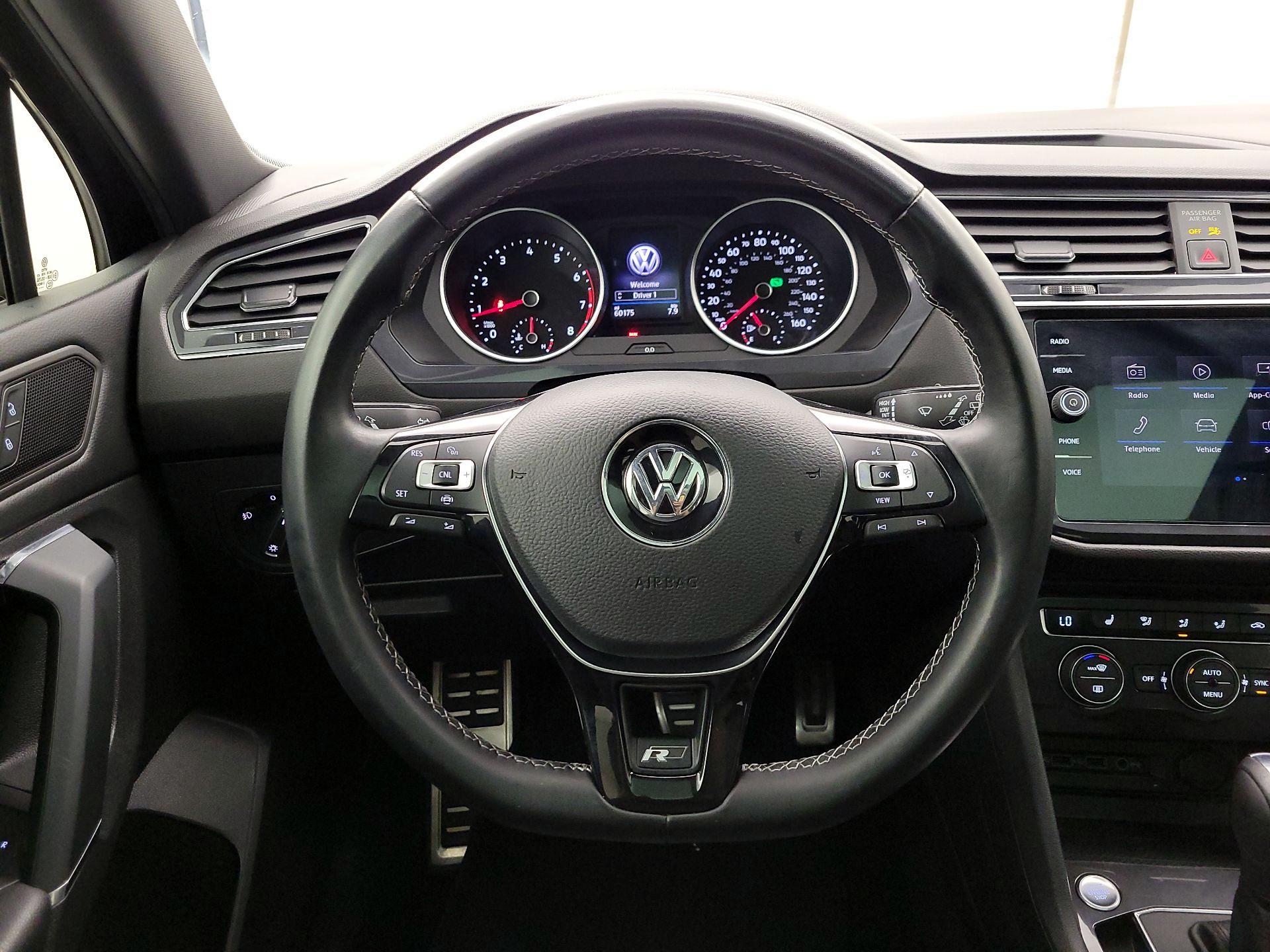 Thumbnail: 2020 Volkswagen Tiguan - 10